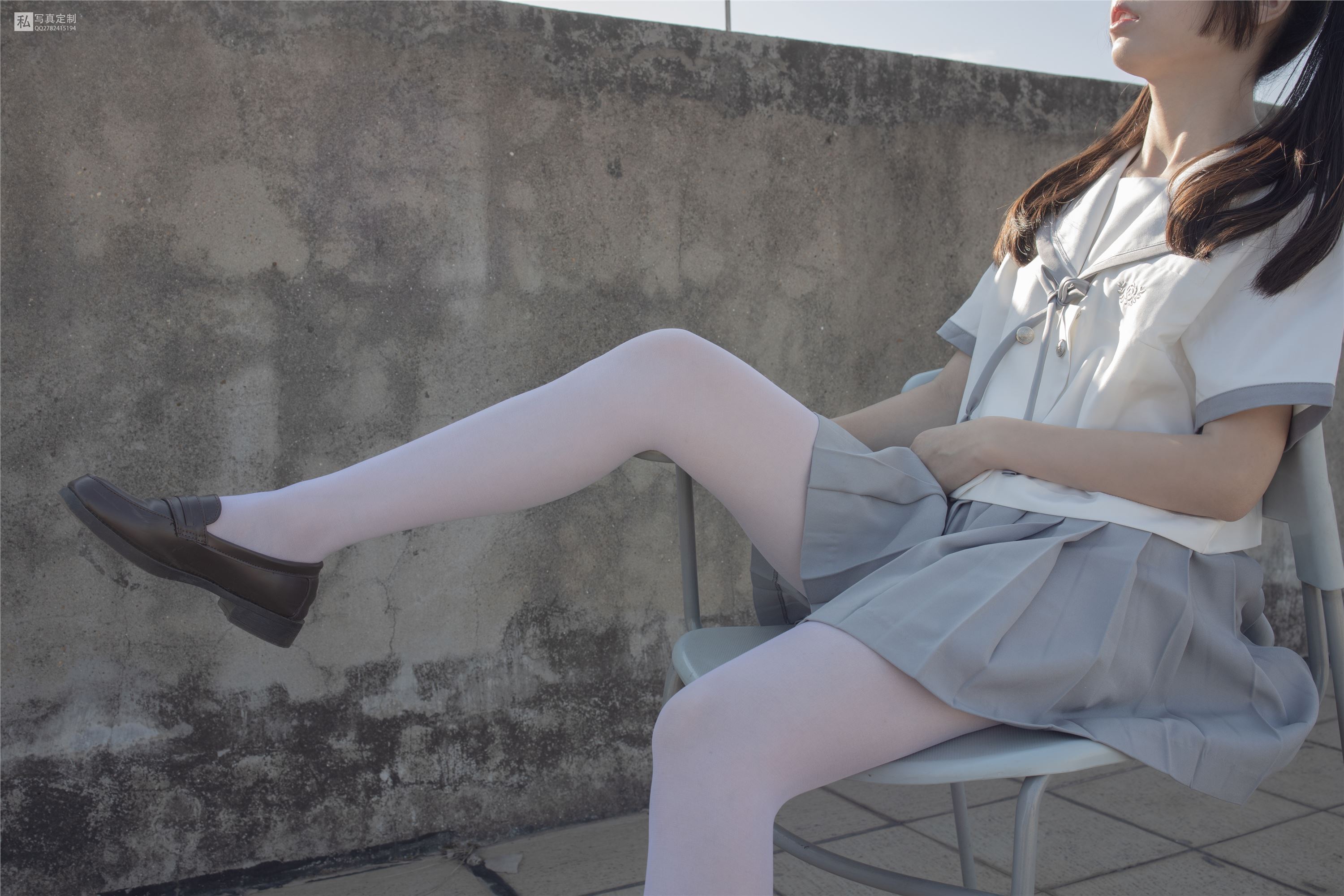 森萝财团萝莉丝足写真 JKFUN-028 默陌 15D白丝抑郁湖边与绝望天台