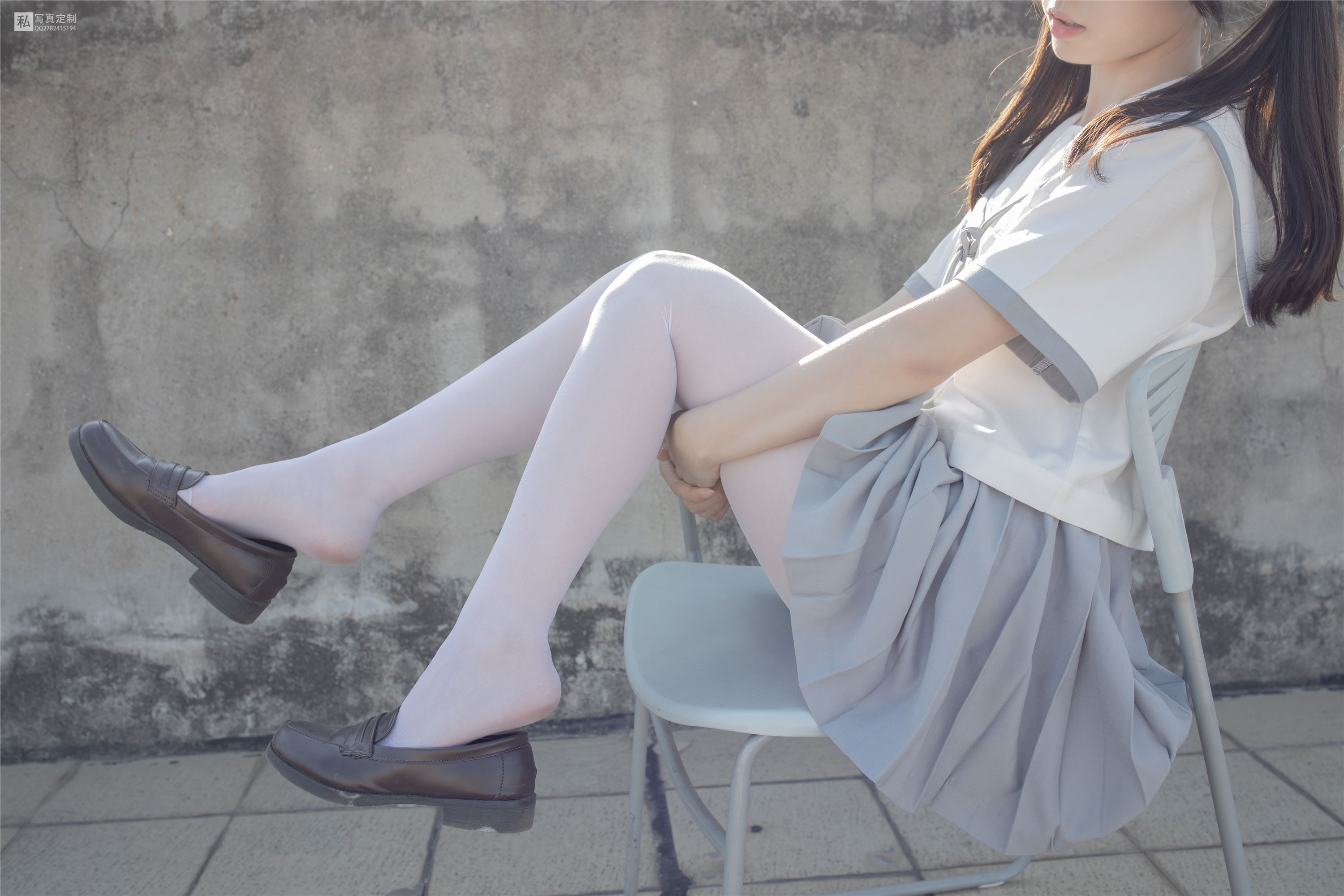 森萝财团萝莉丝足写真 JKFUN-028 默陌 15D白丝抑郁湖边与绝望天台