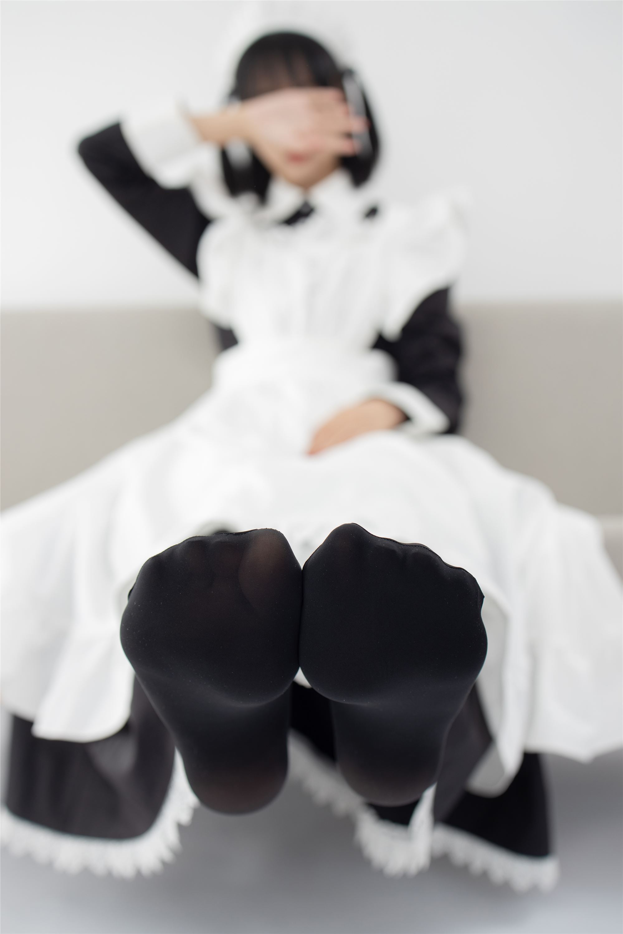 森萝财团萝莉丝足写真 JKFUN-029 卉子 80D黑丝踩物女仆