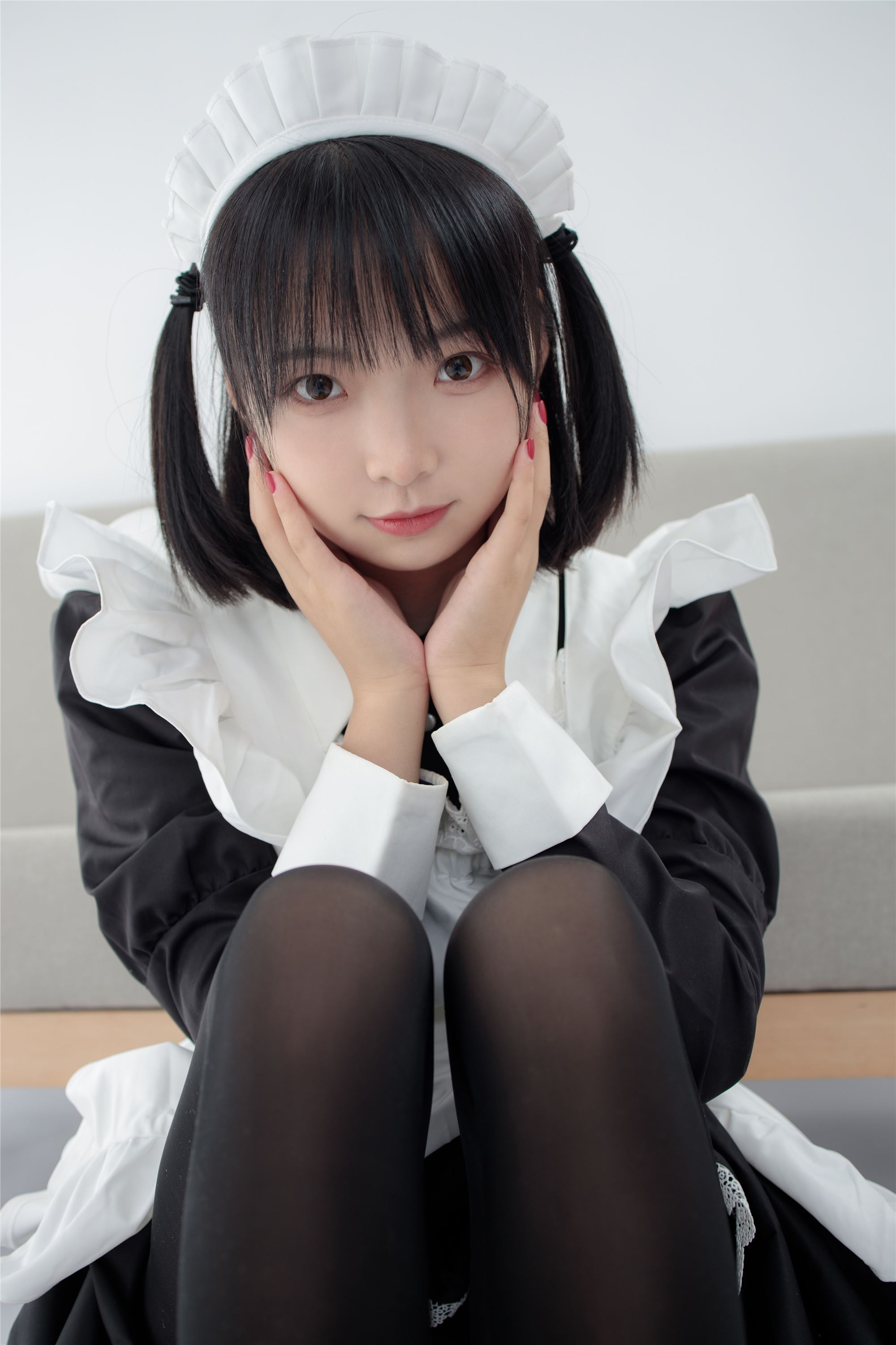 森萝财团萝莉丝足写真 JKFUN-029 卉子 80D黑丝踩物女仆