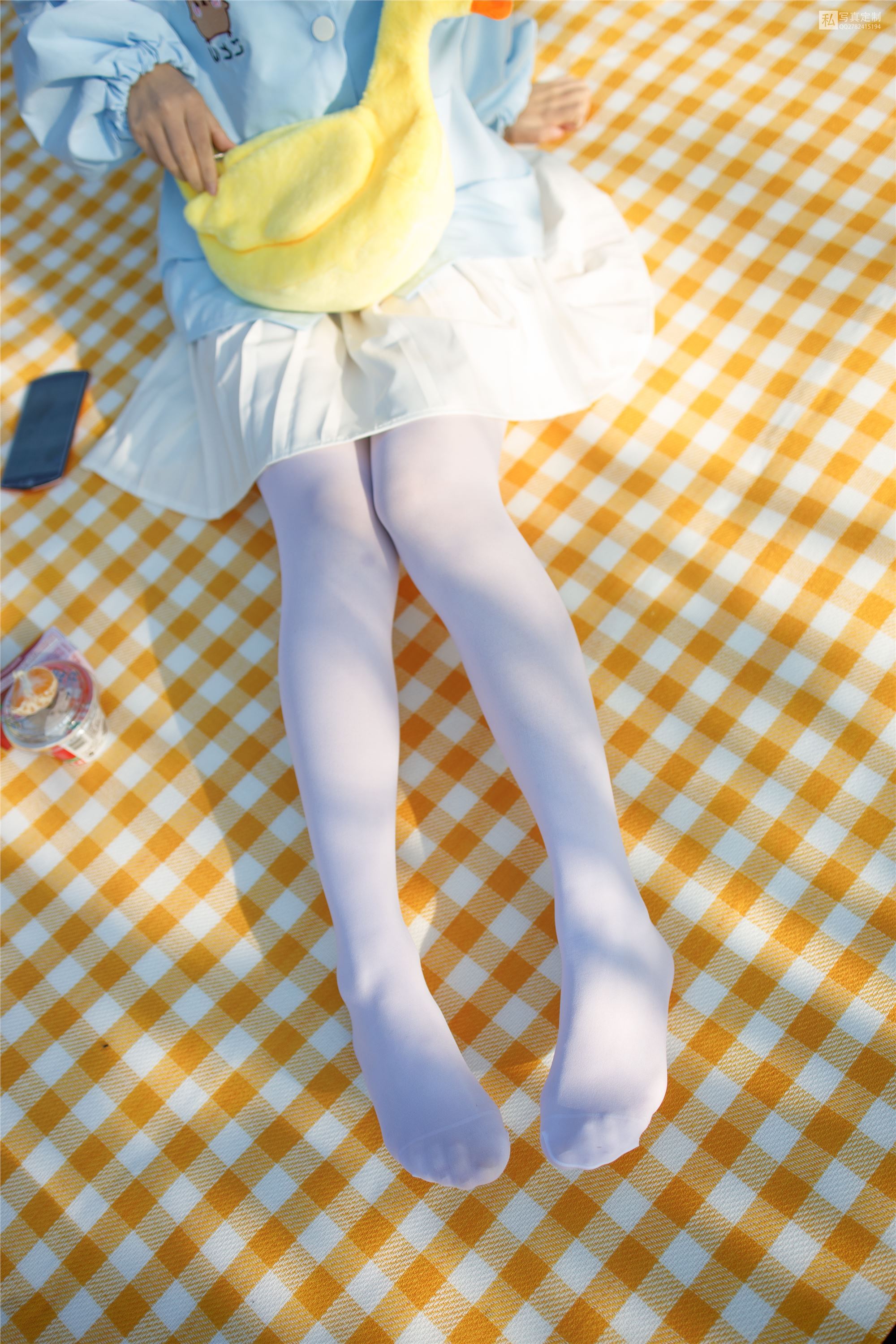 森萝财团萝莉丝足写真 JKFUN-031 默陌 踩物50D白丝