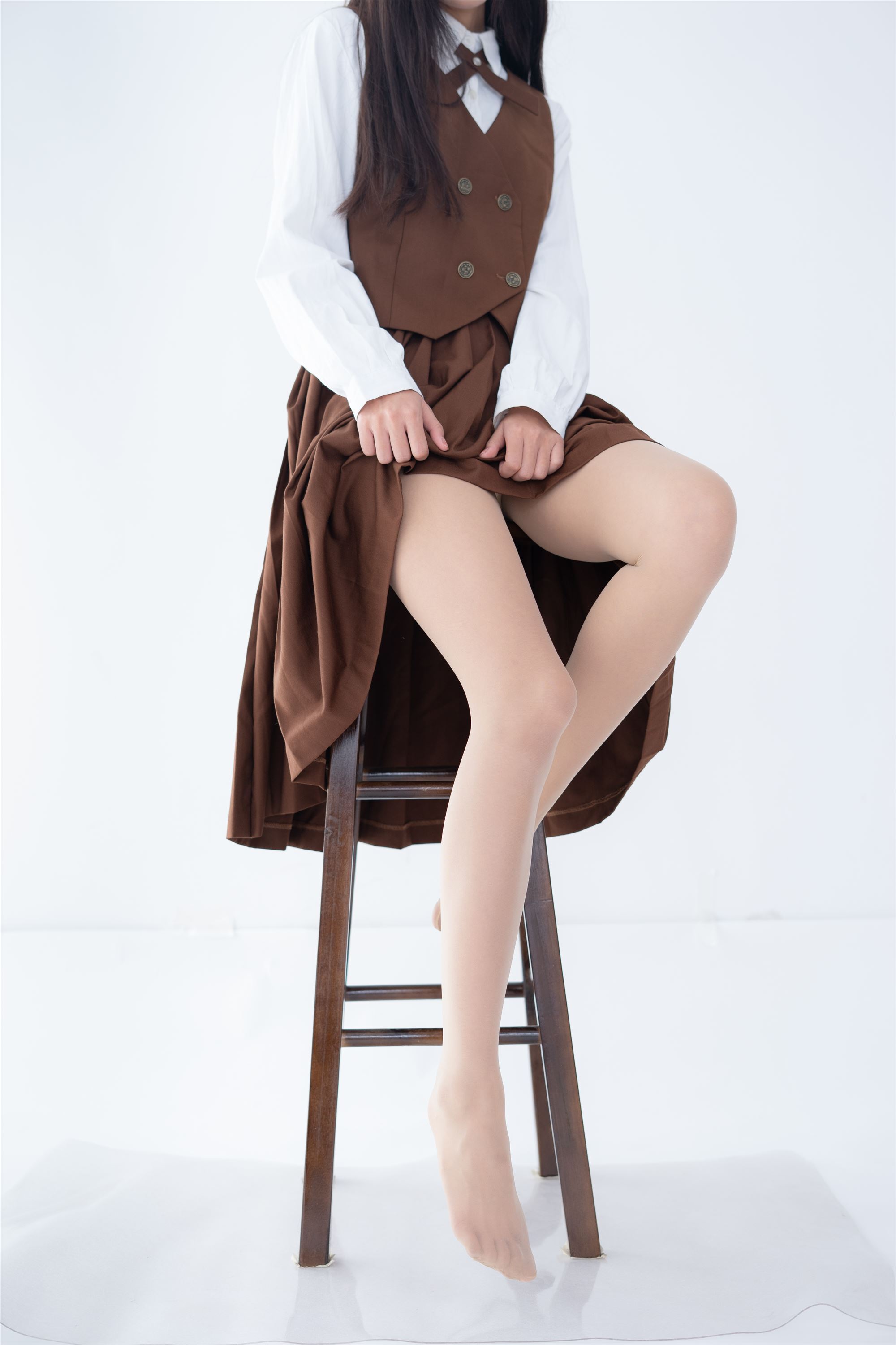 森萝财团萝莉丝足写真 JKFUN-033 小梓 肉丝30D