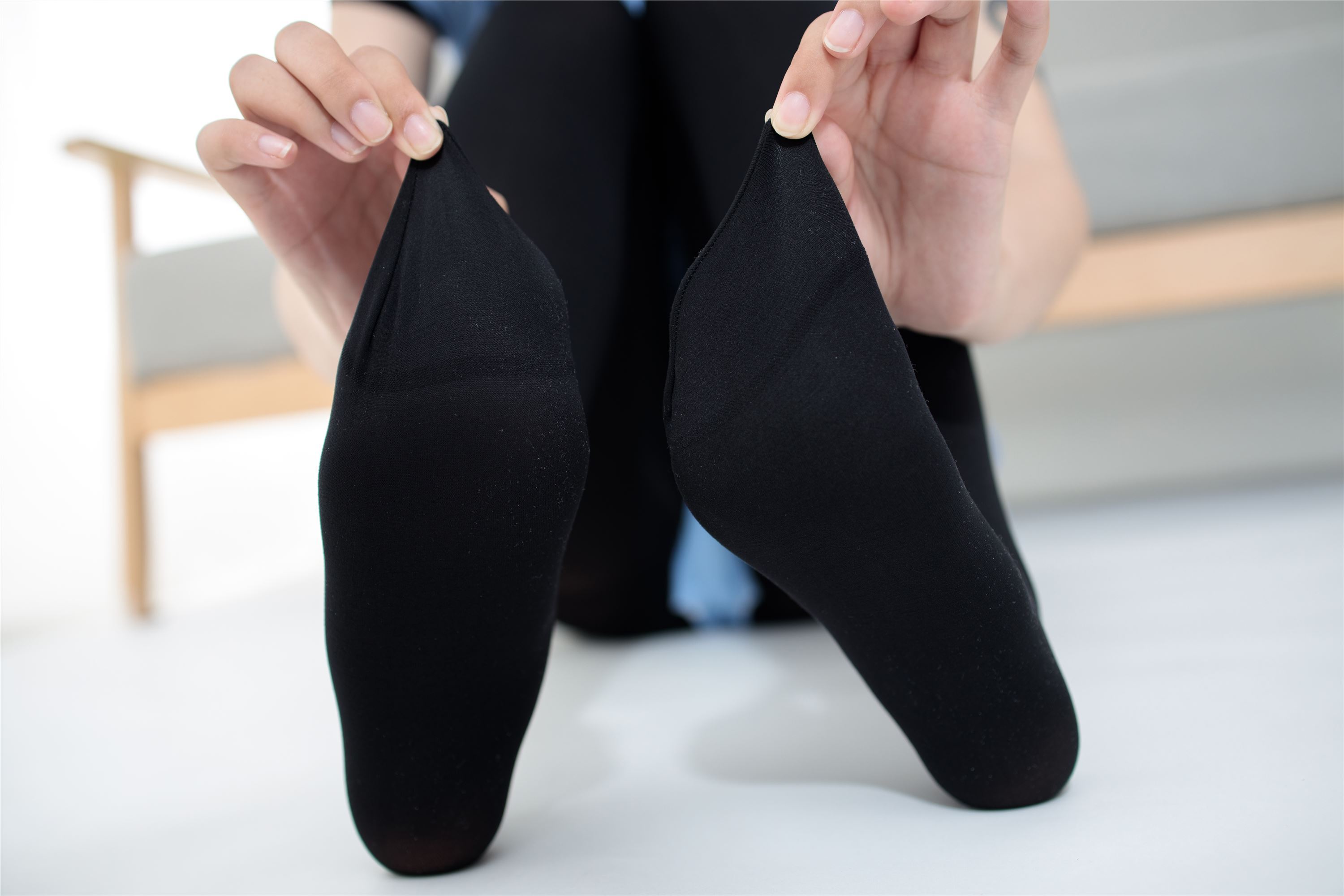 森萝财团萝莉丝足写真 JKFUN-034 小夜 80D厚黑砕面