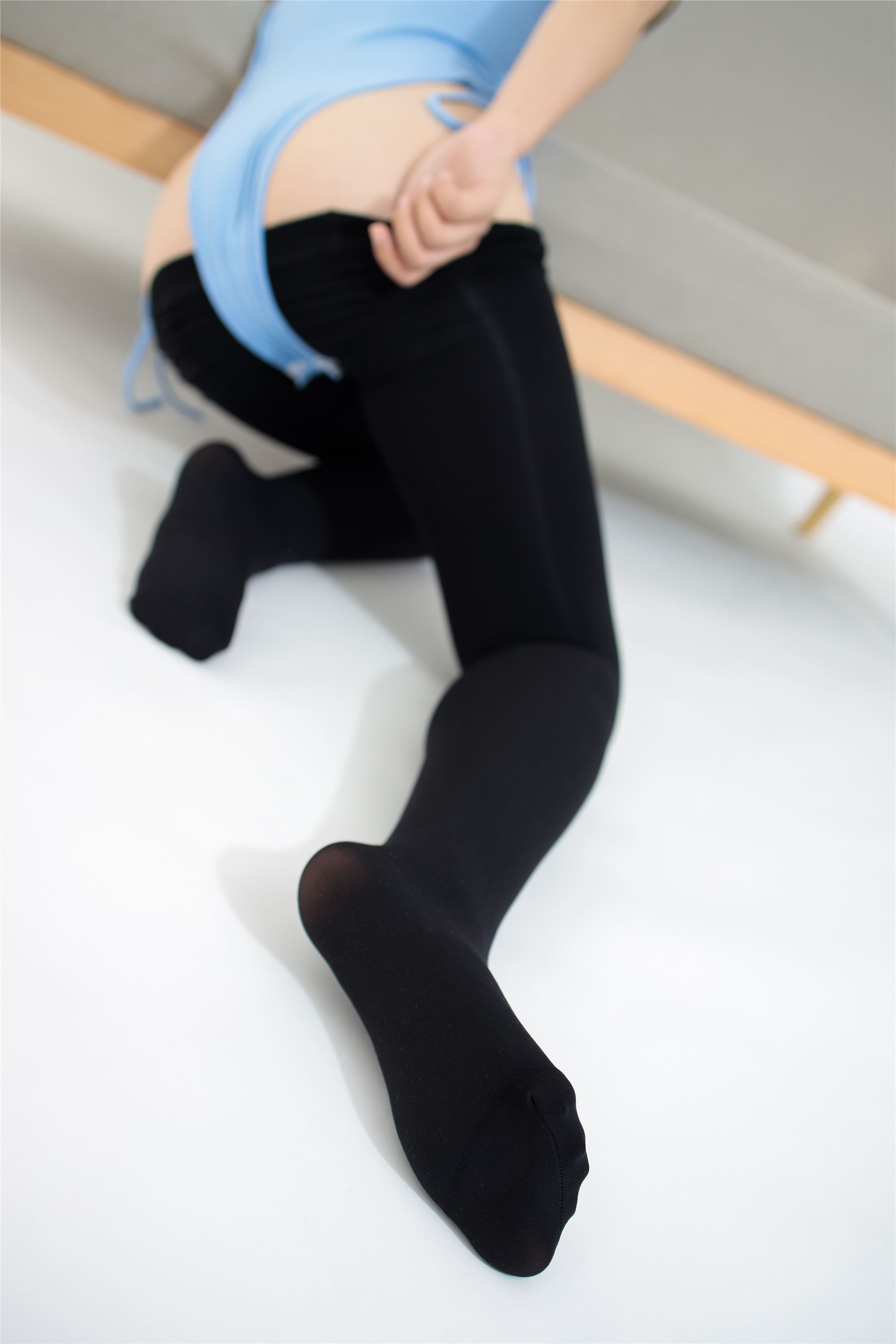 森萝财团萝莉丝足写真 JKFUN-034 小夜 80D厚黑砕面