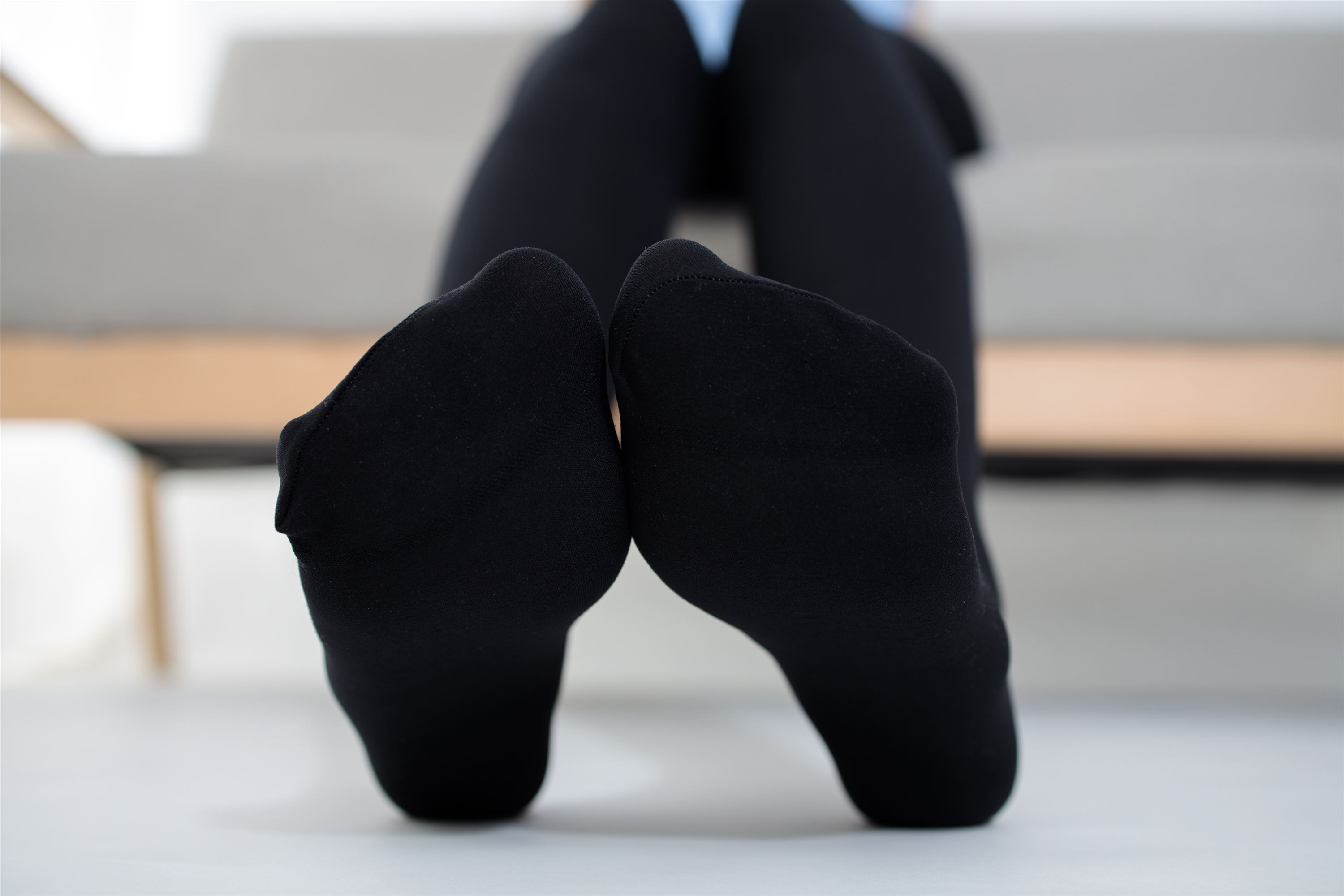 森萝财团萝莉丝足写真 JKFUN-034 小夜 80D厚黑砕面