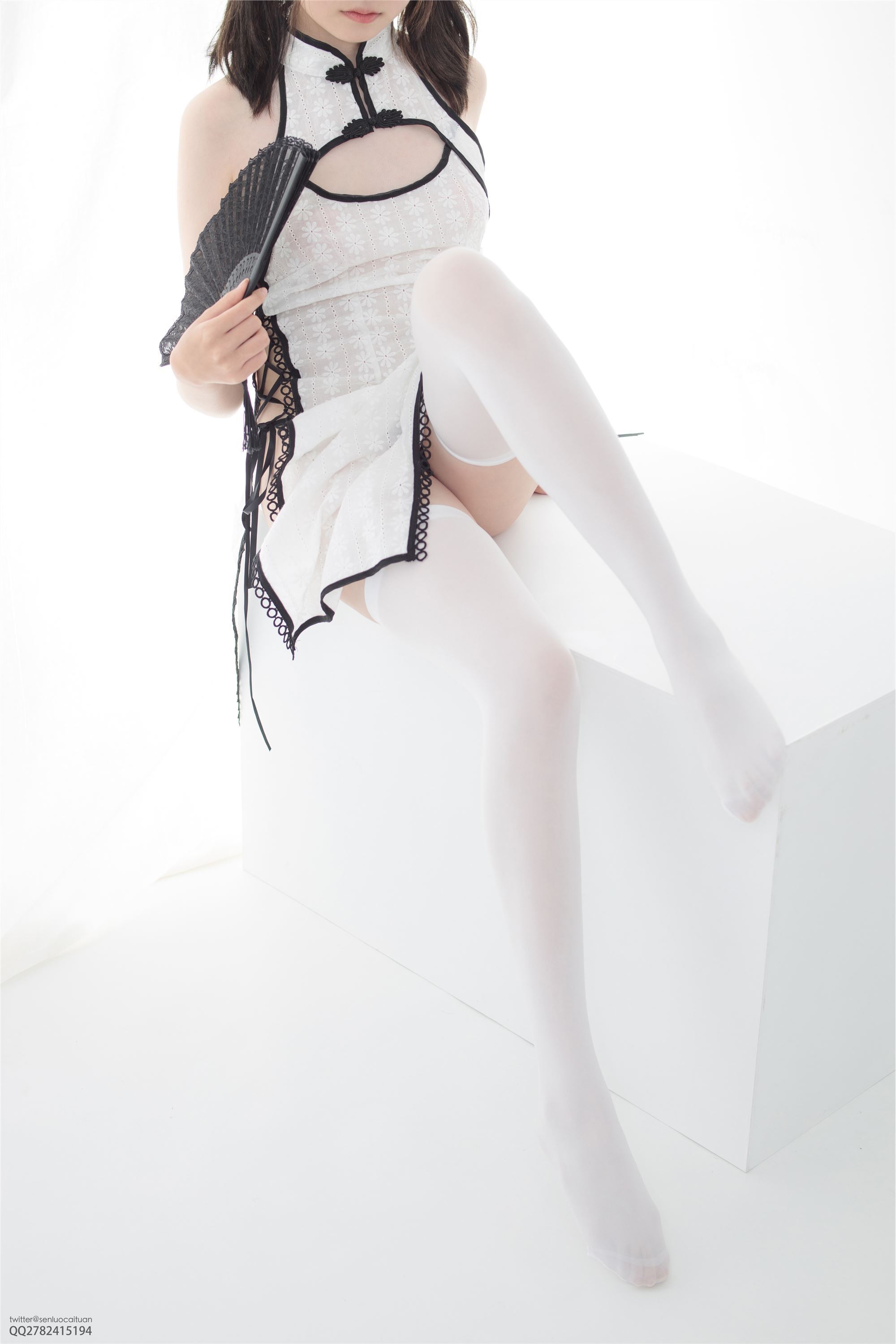 森萝财团萝莉丝足写真 JKFUN-035 Aika 慵懒的旗袍