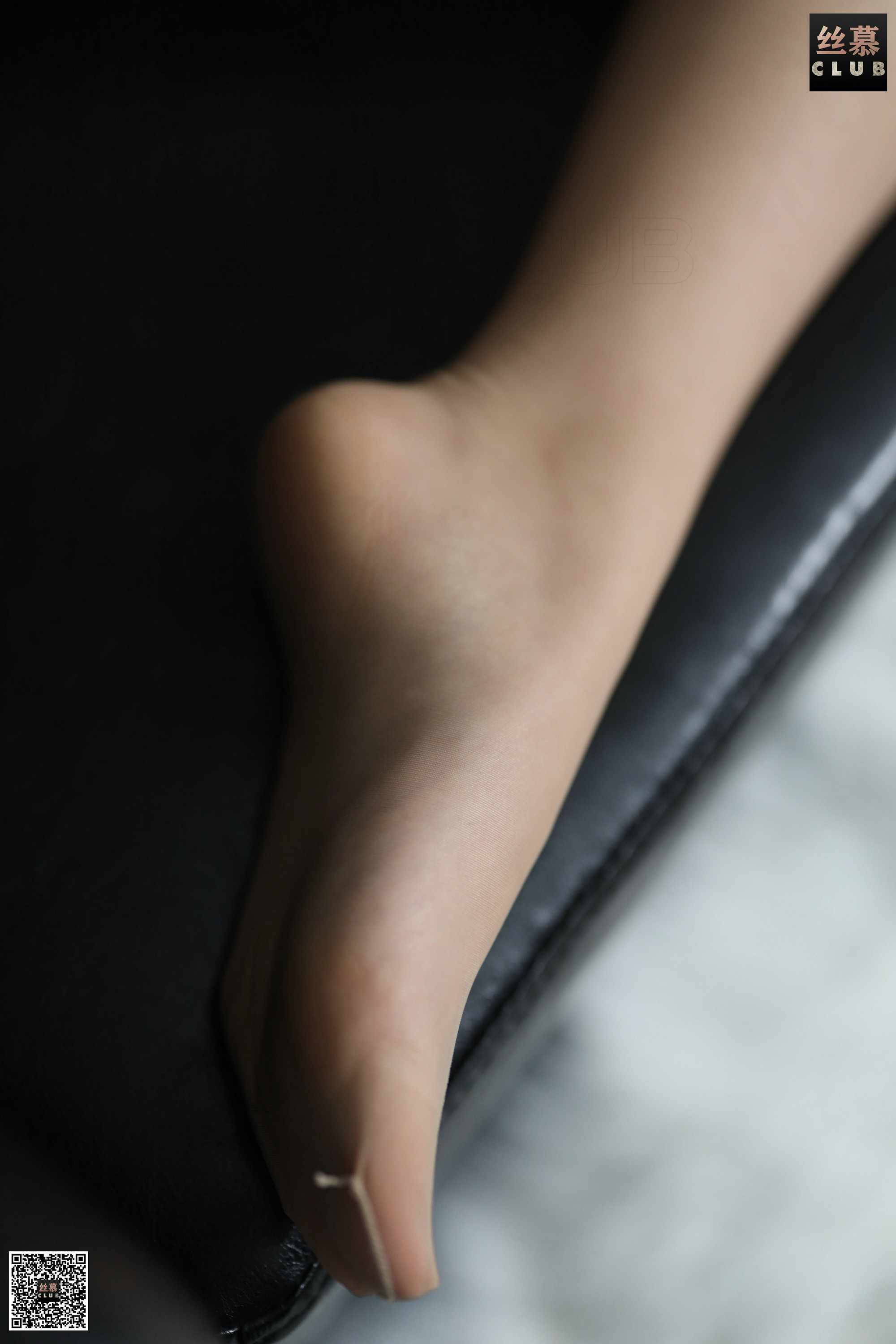 丝慕写真 SM162 文欣 – 紫色妖姬