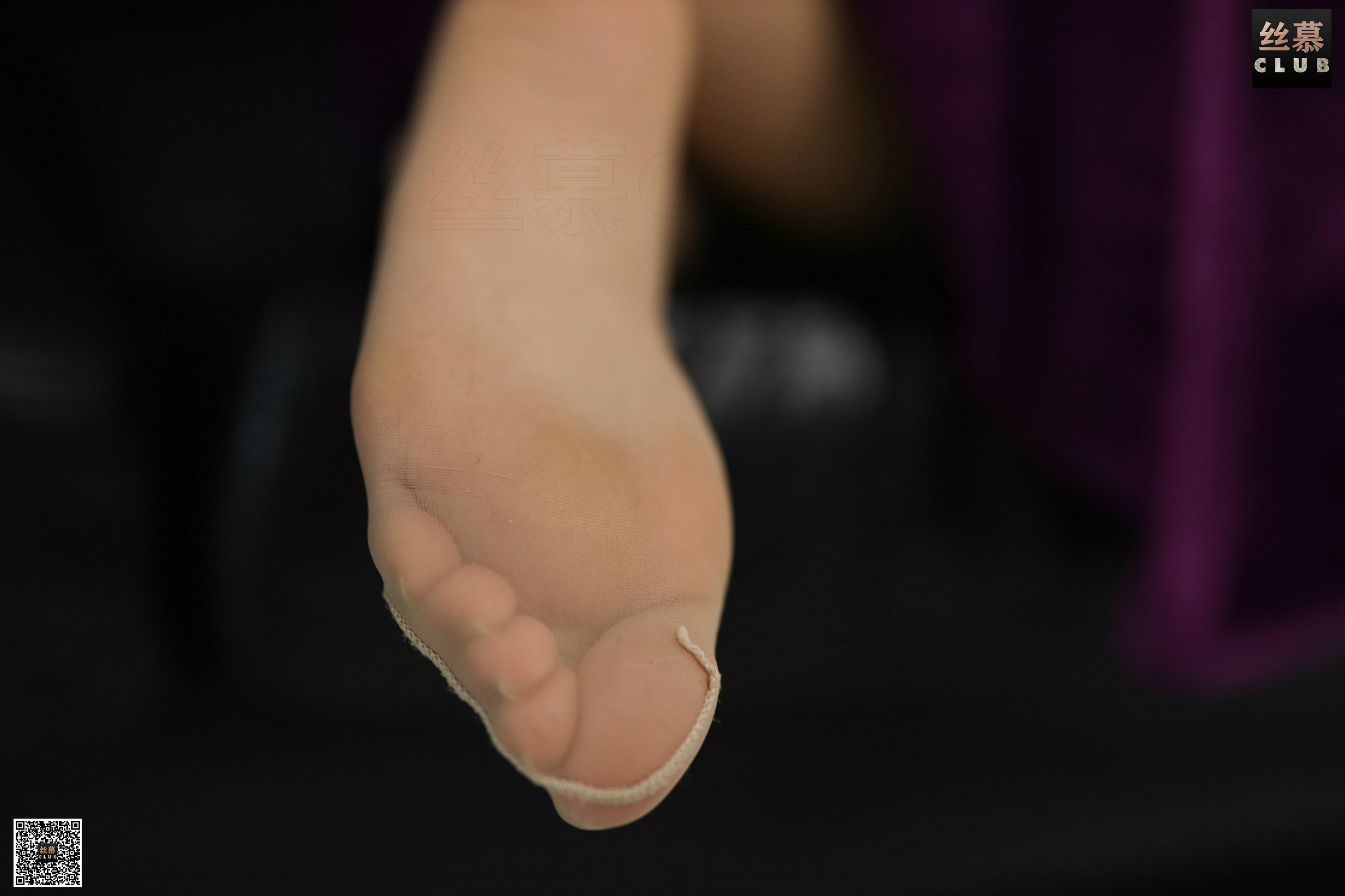 丝慕写真 SM162 文欣 – 紫色妖姬