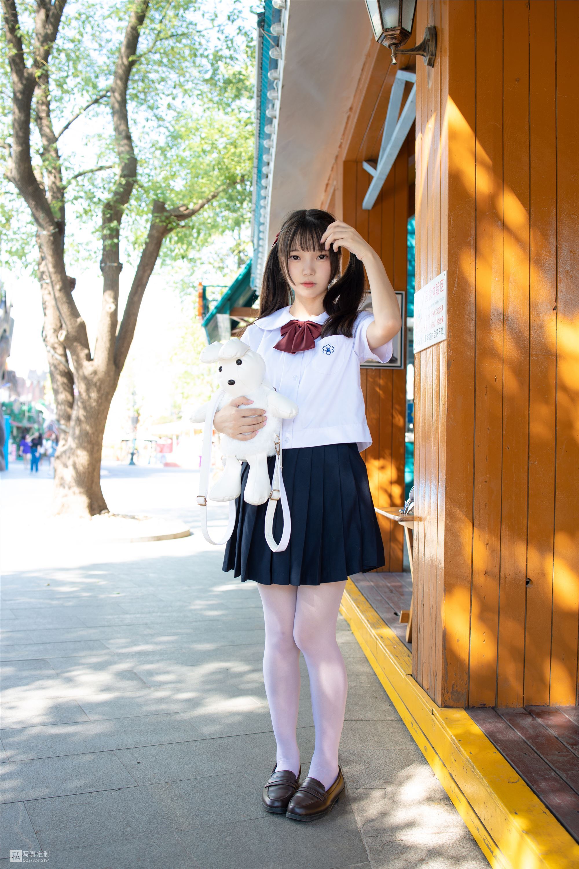 森萝财团萝莉丝足写真 JKFUN-026 默陌