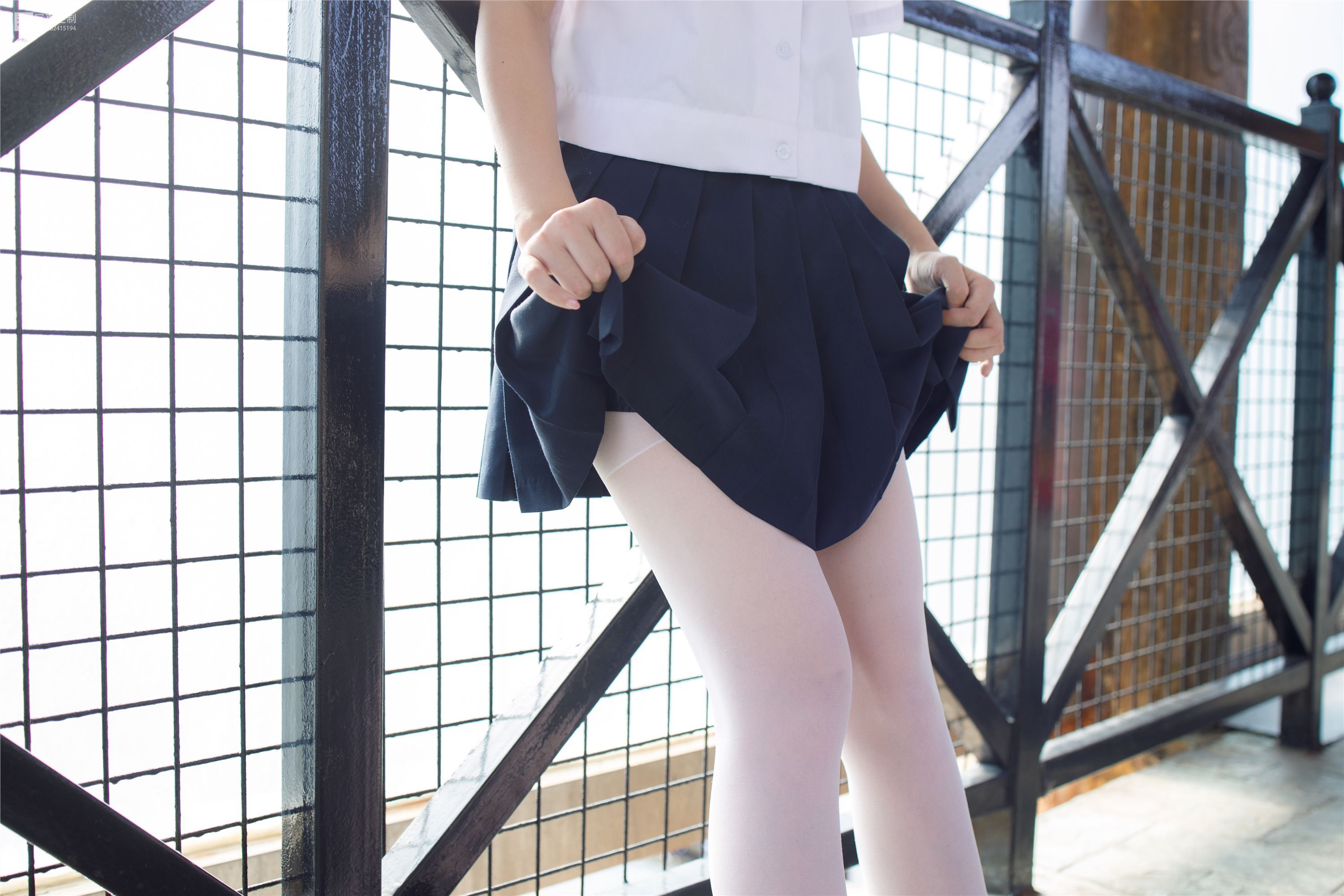 森萝财团萝莉丝足写真 JKFUN-026 默陌