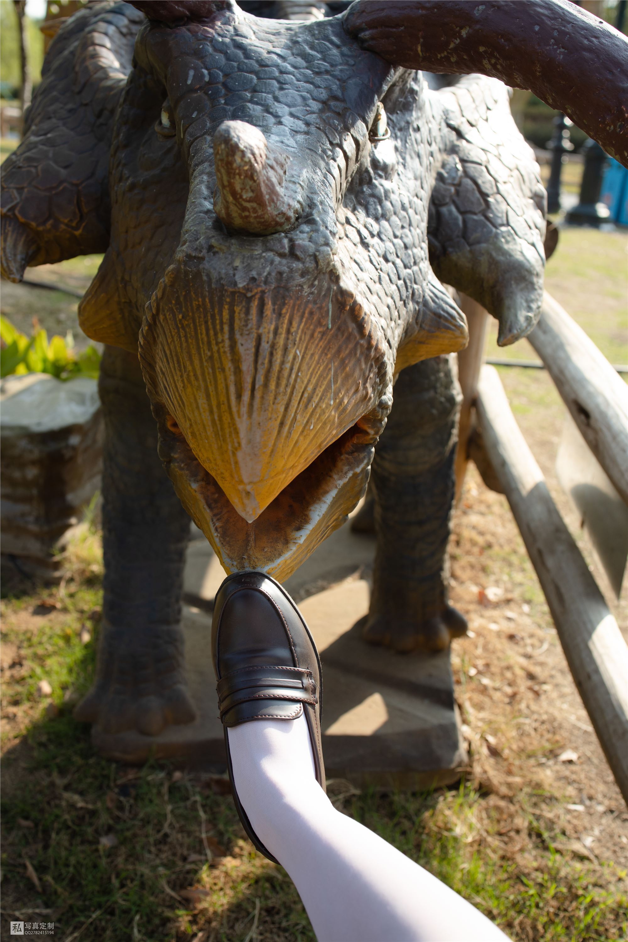 森萝财团萝莉丝足写真 JKFUN-026 默陌