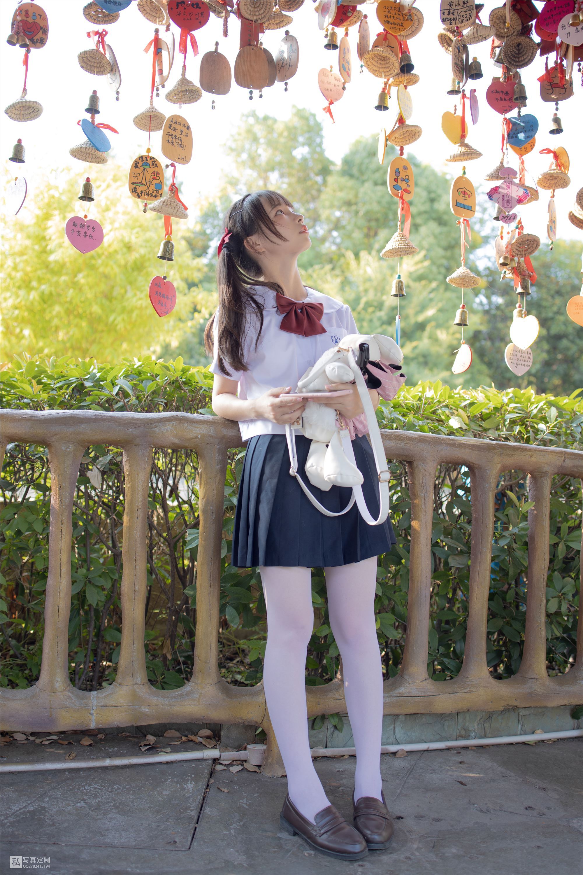 森萝财团萝莉丝足写真 JKFUN-026 默陌