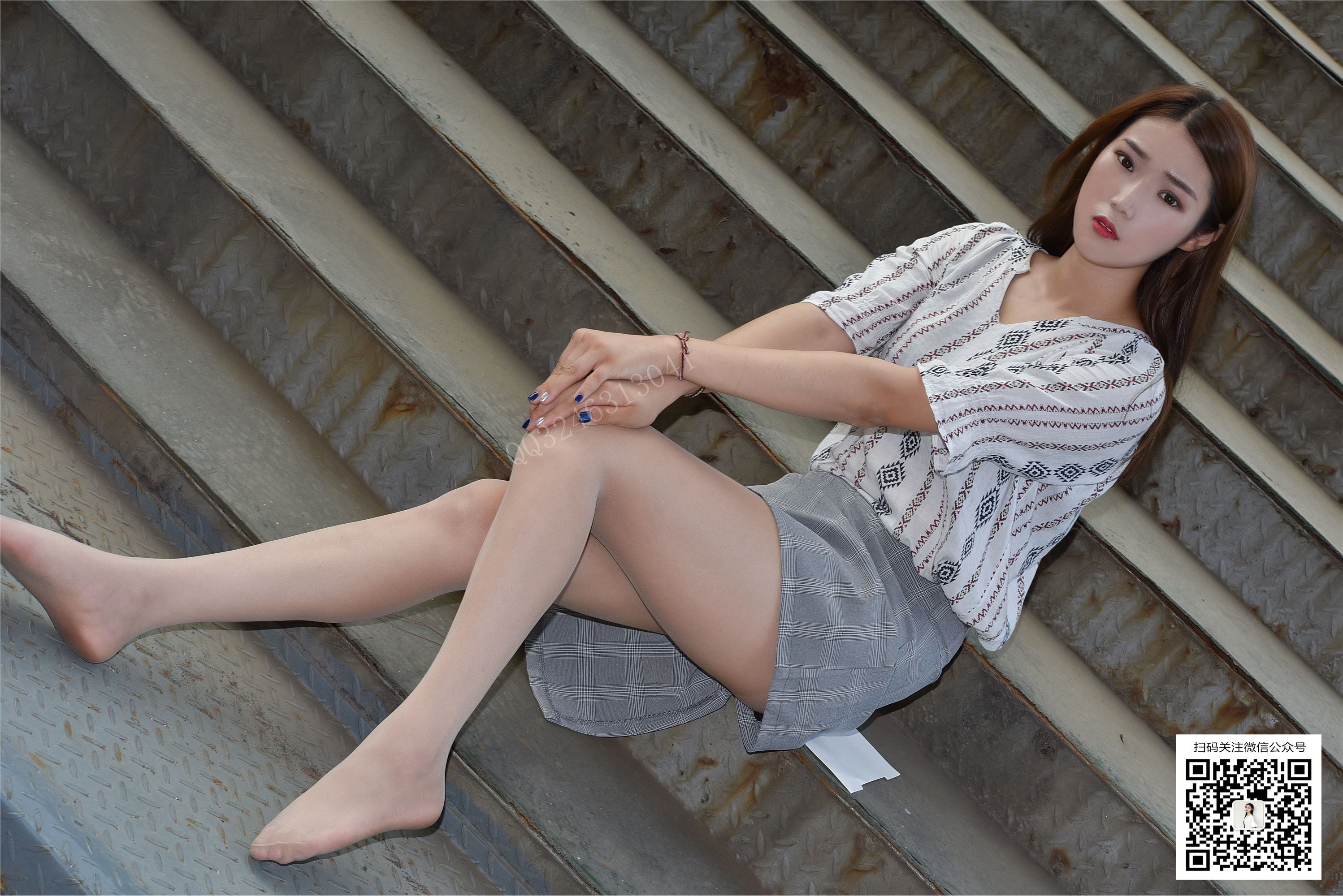 大生模拍  No.039 雨薇 制服小姐姐