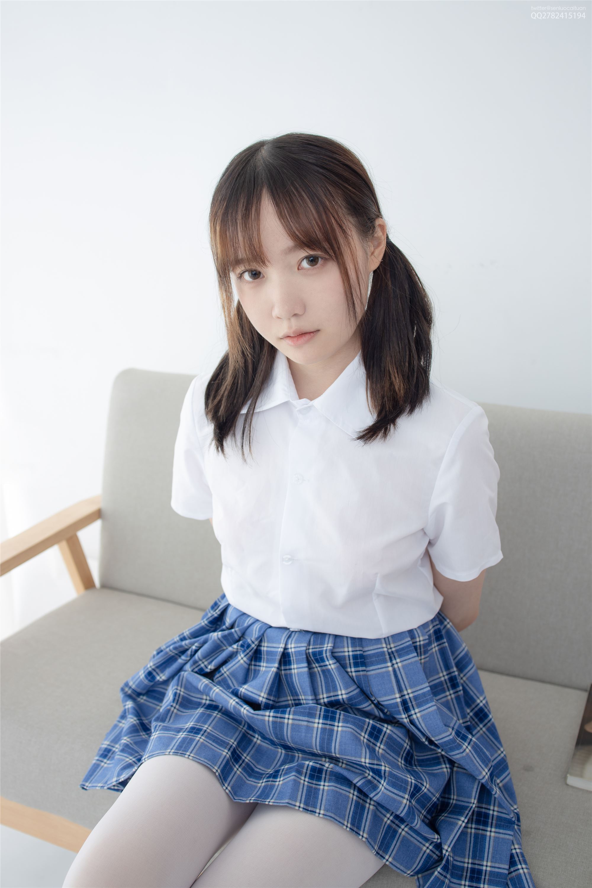 森萝财团萝莉丝足写真 JKFUN-040 Aika 80D白丝