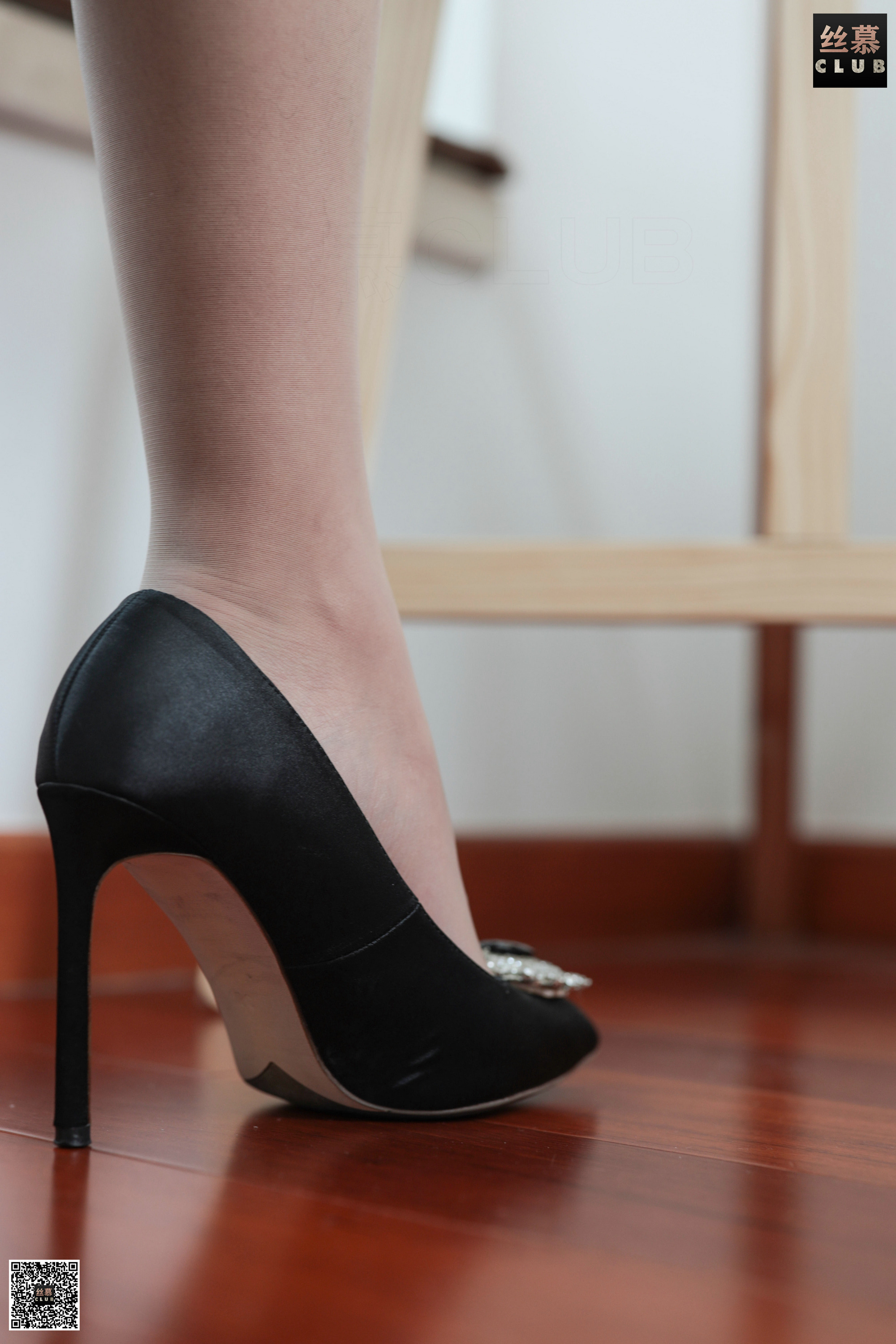 丝慕写真 SM165 茗茗 – 撩人的丝带