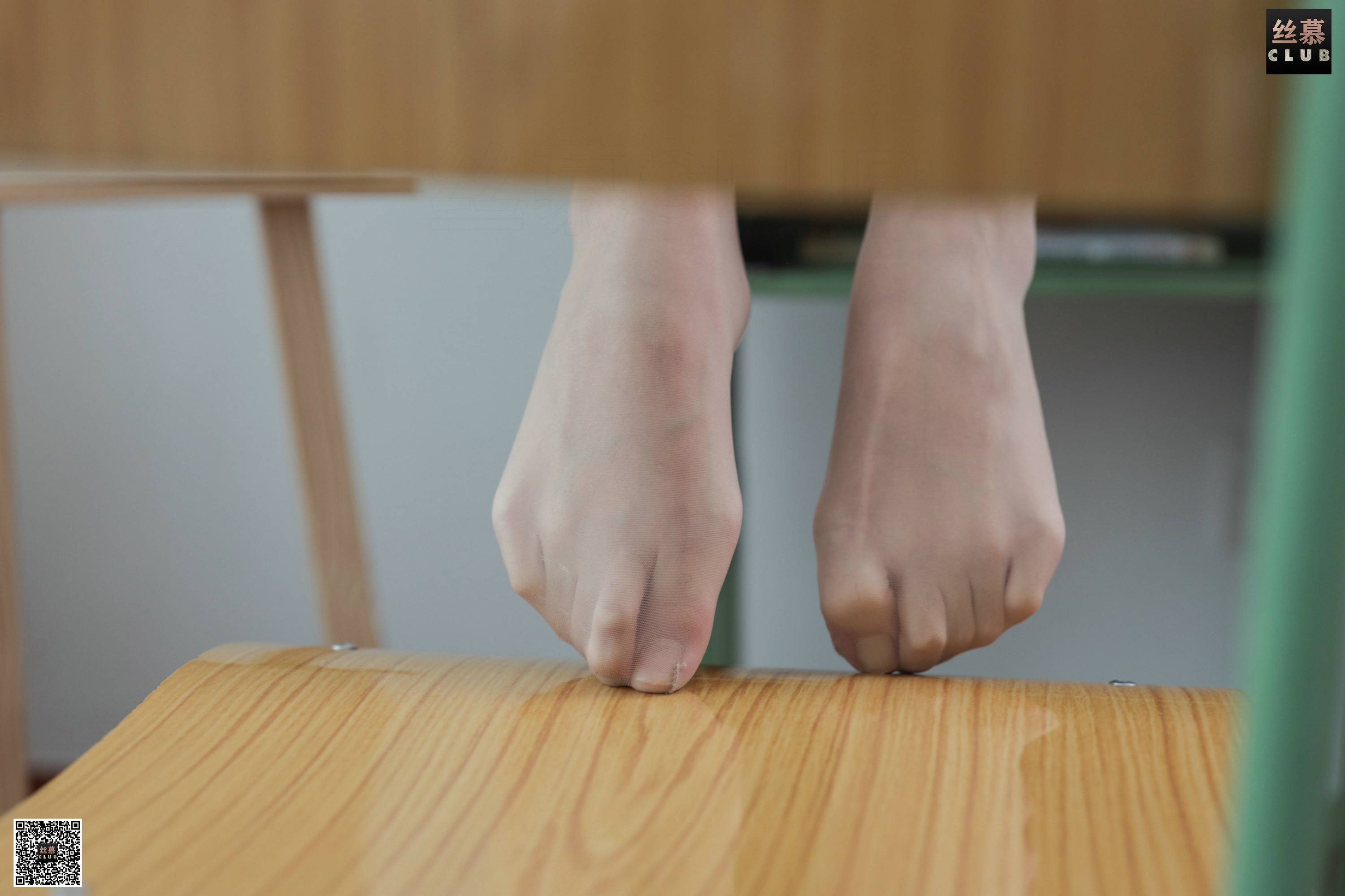 丝慕写真 SM165 茗茗 – 撩人的丝带