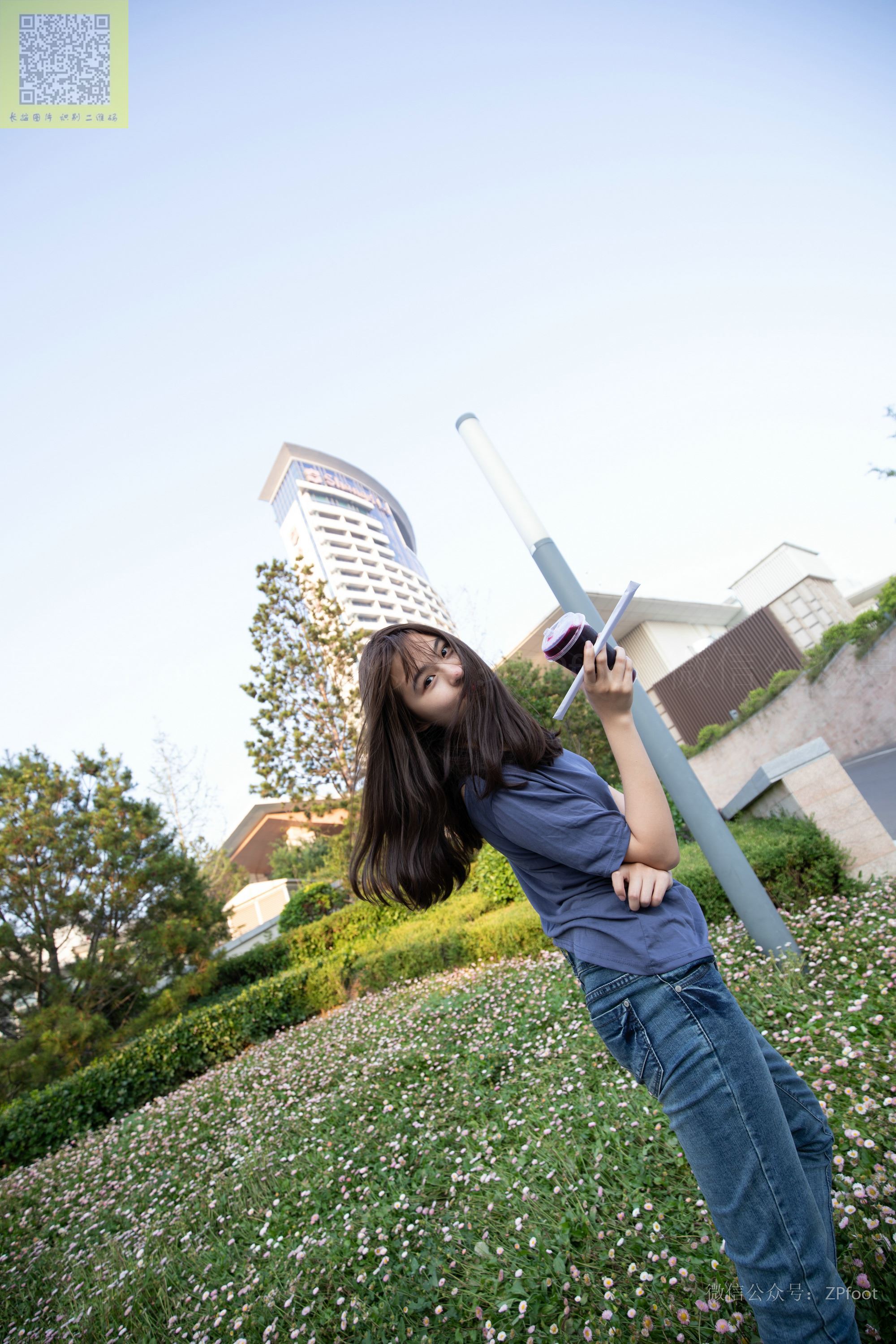 山茶摄影  帆布鞋短丝