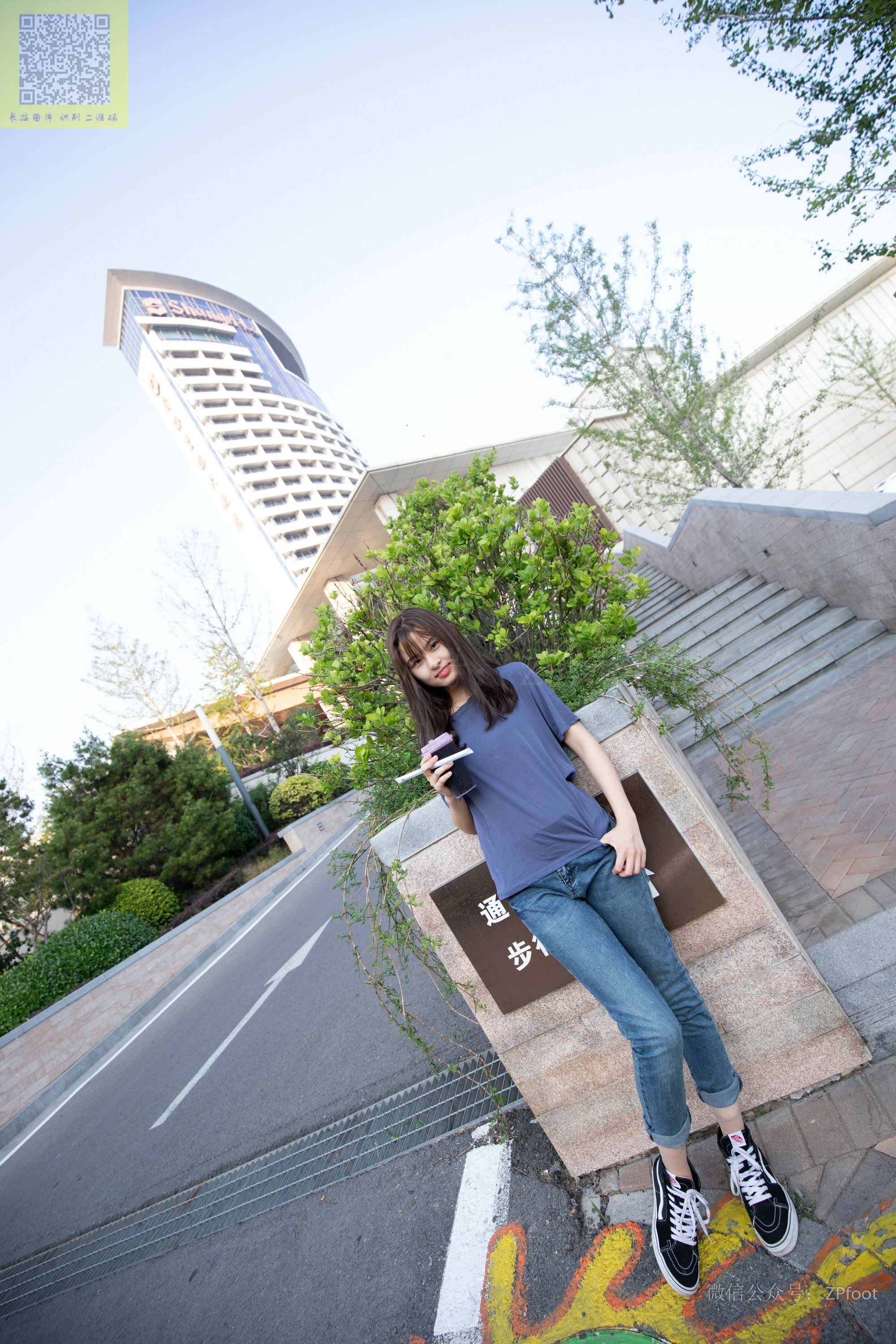 山茶摄影  帆布鞋短丝