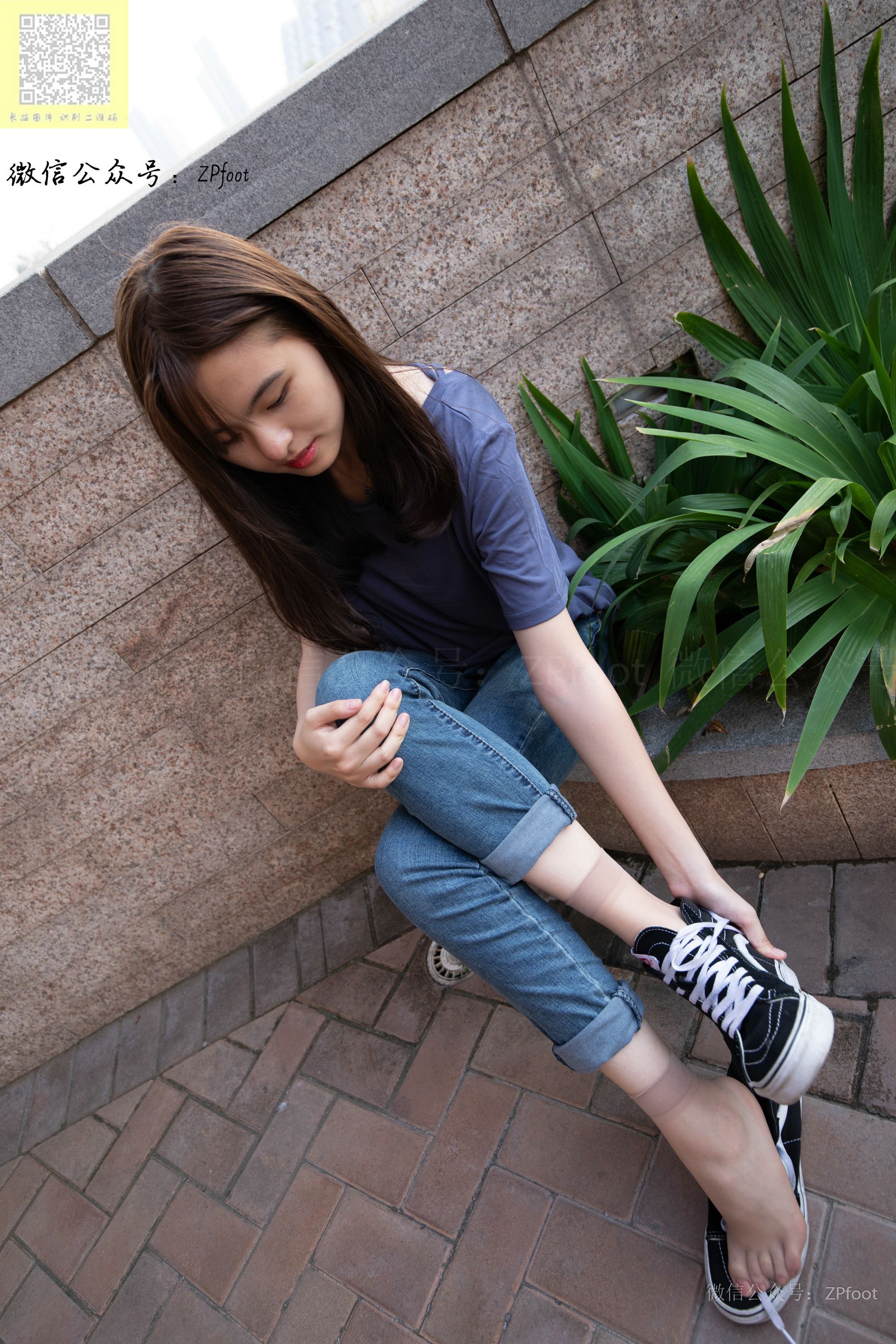 山茶摄影  帆布鞋短丝