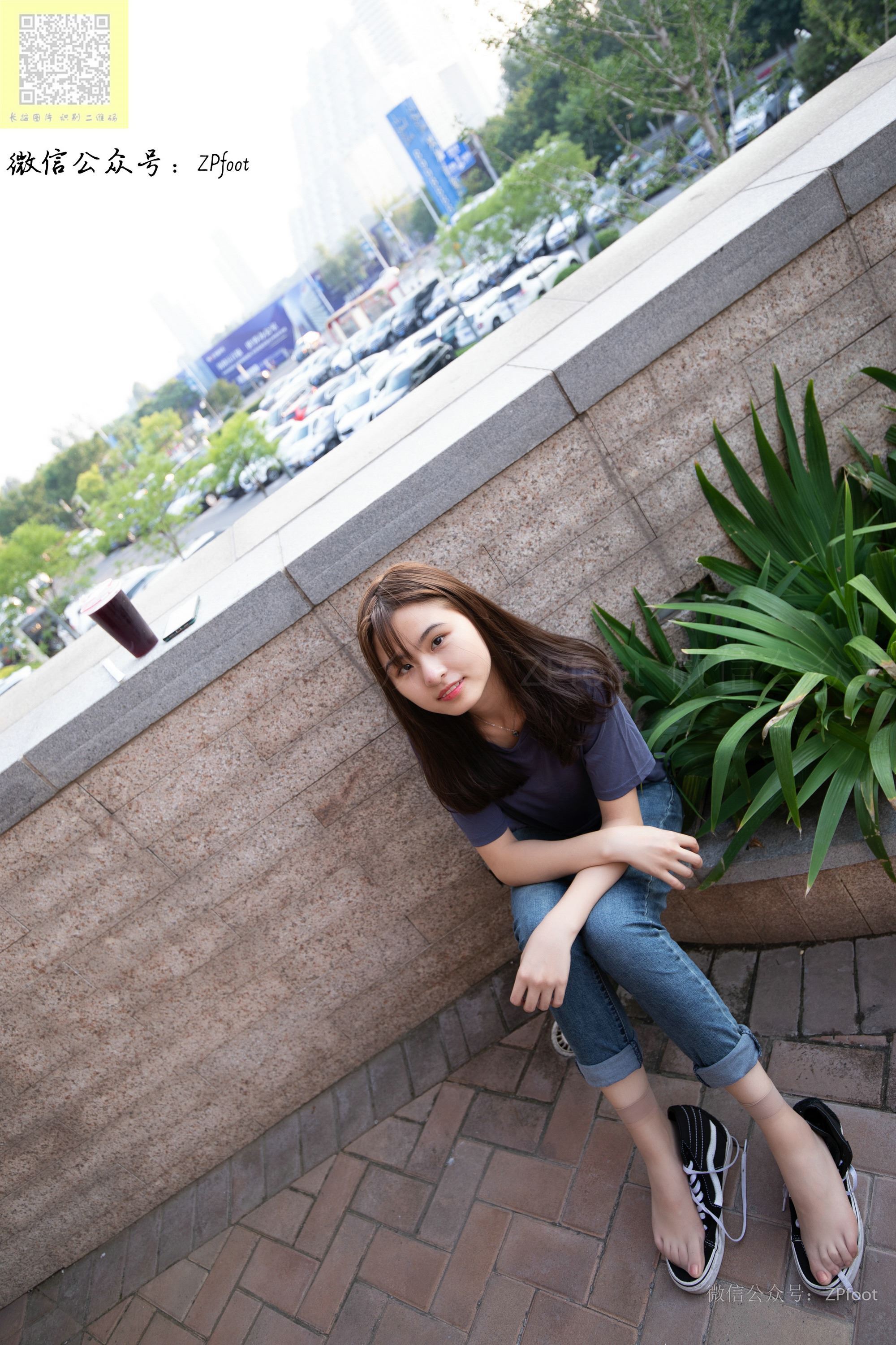 山茶摄影  帆布鞋短丝