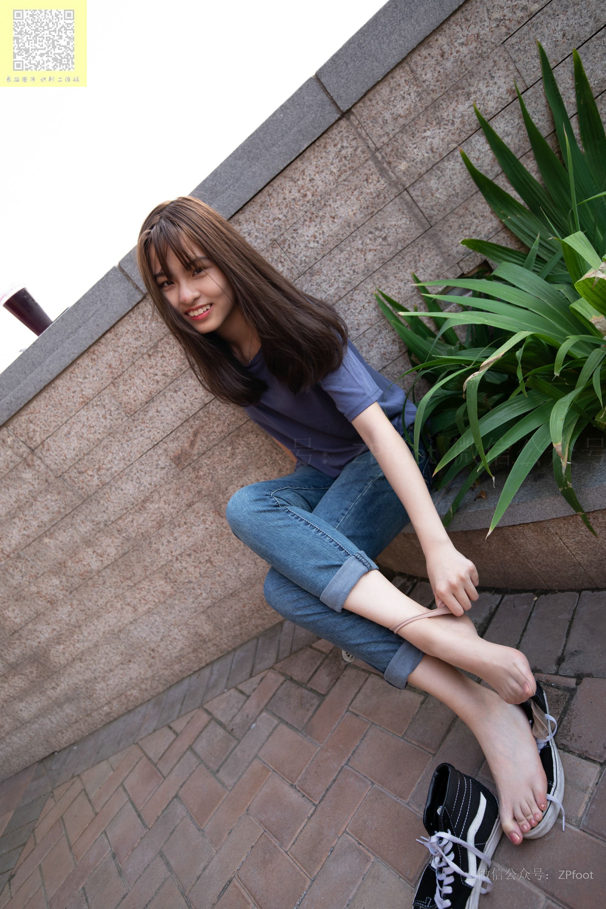 山茶摄影  帆布鞋短丝