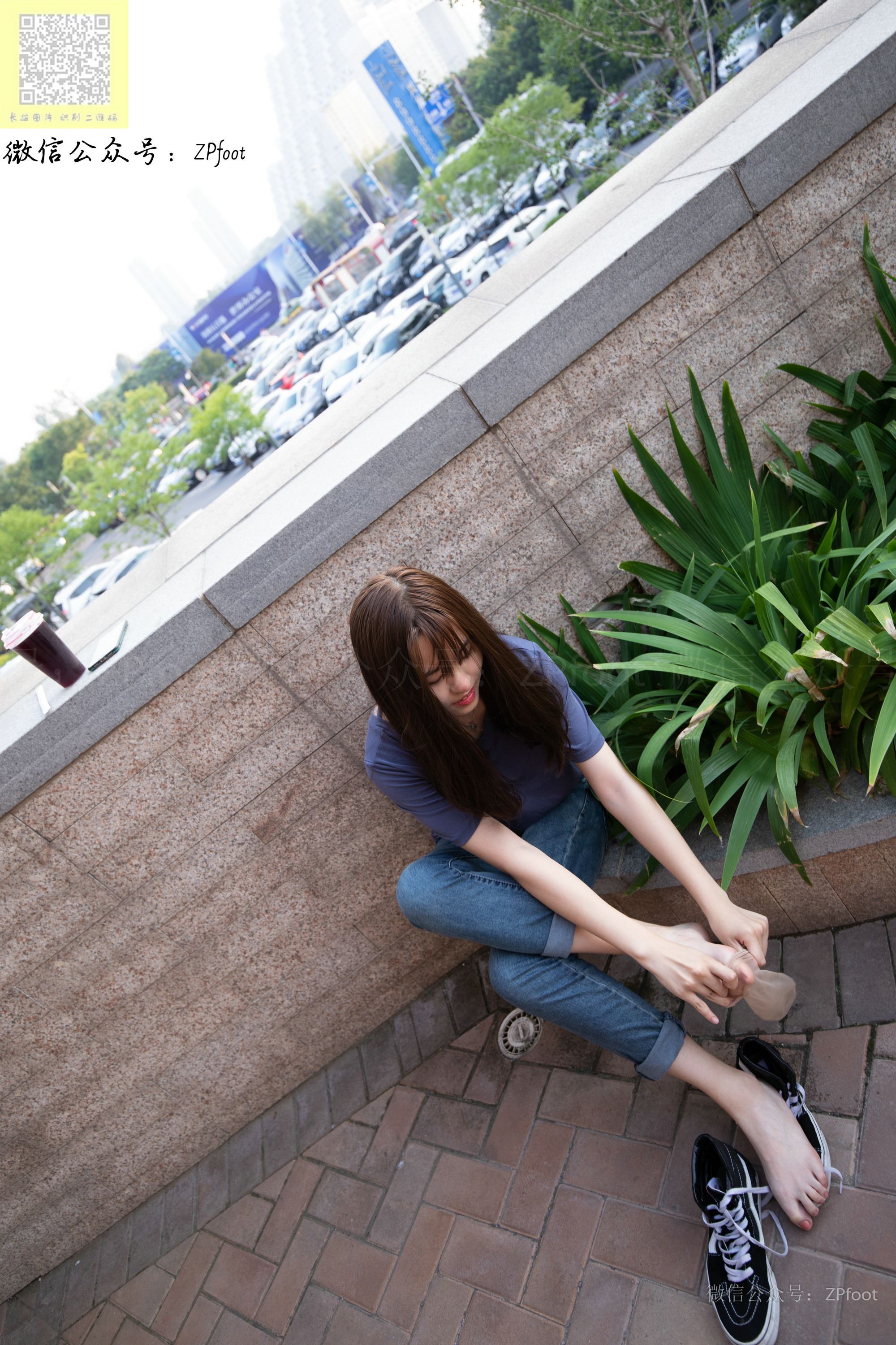 山茶摄影  帆布鞋短丝