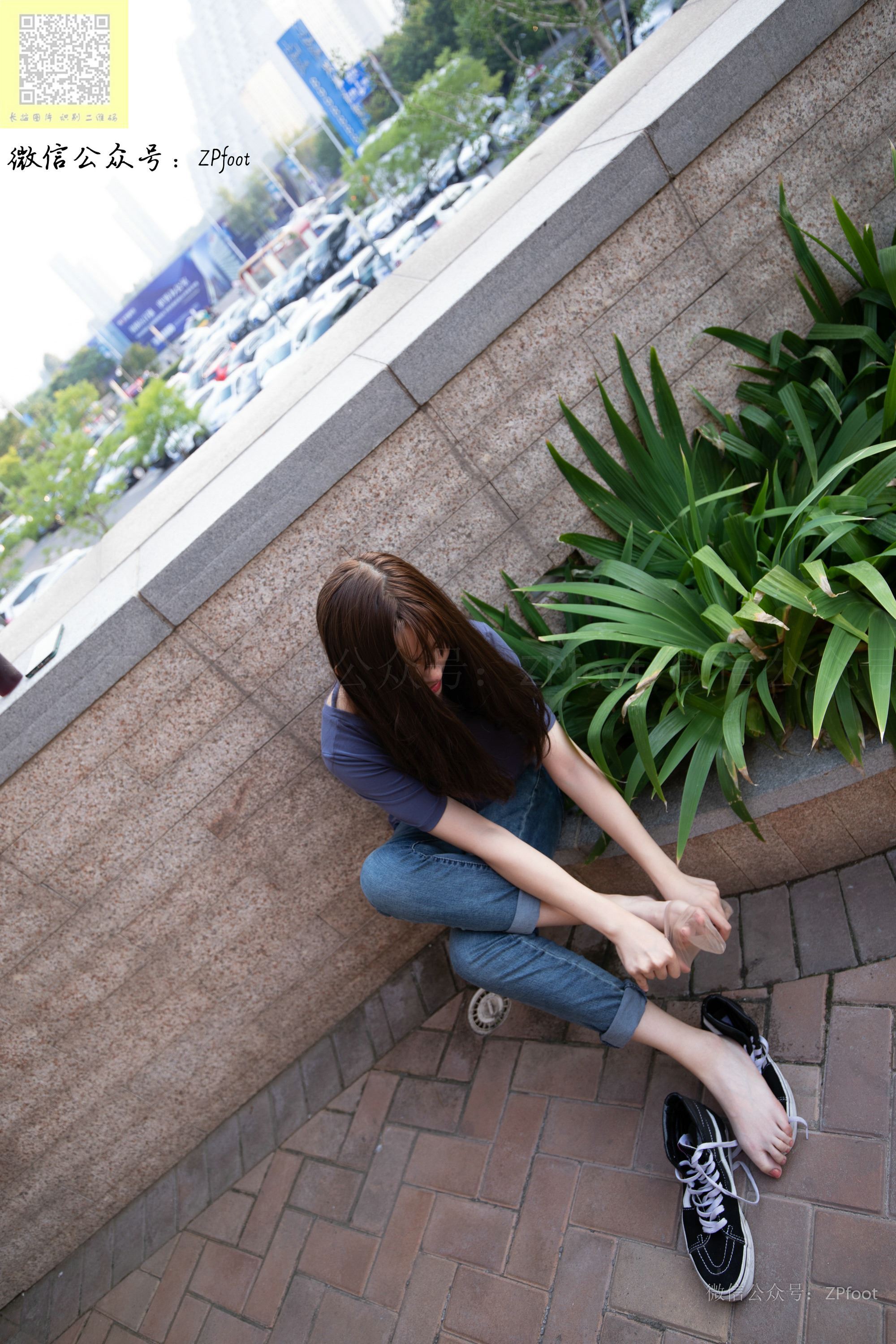 山茶摄影  帆布鞋短丝