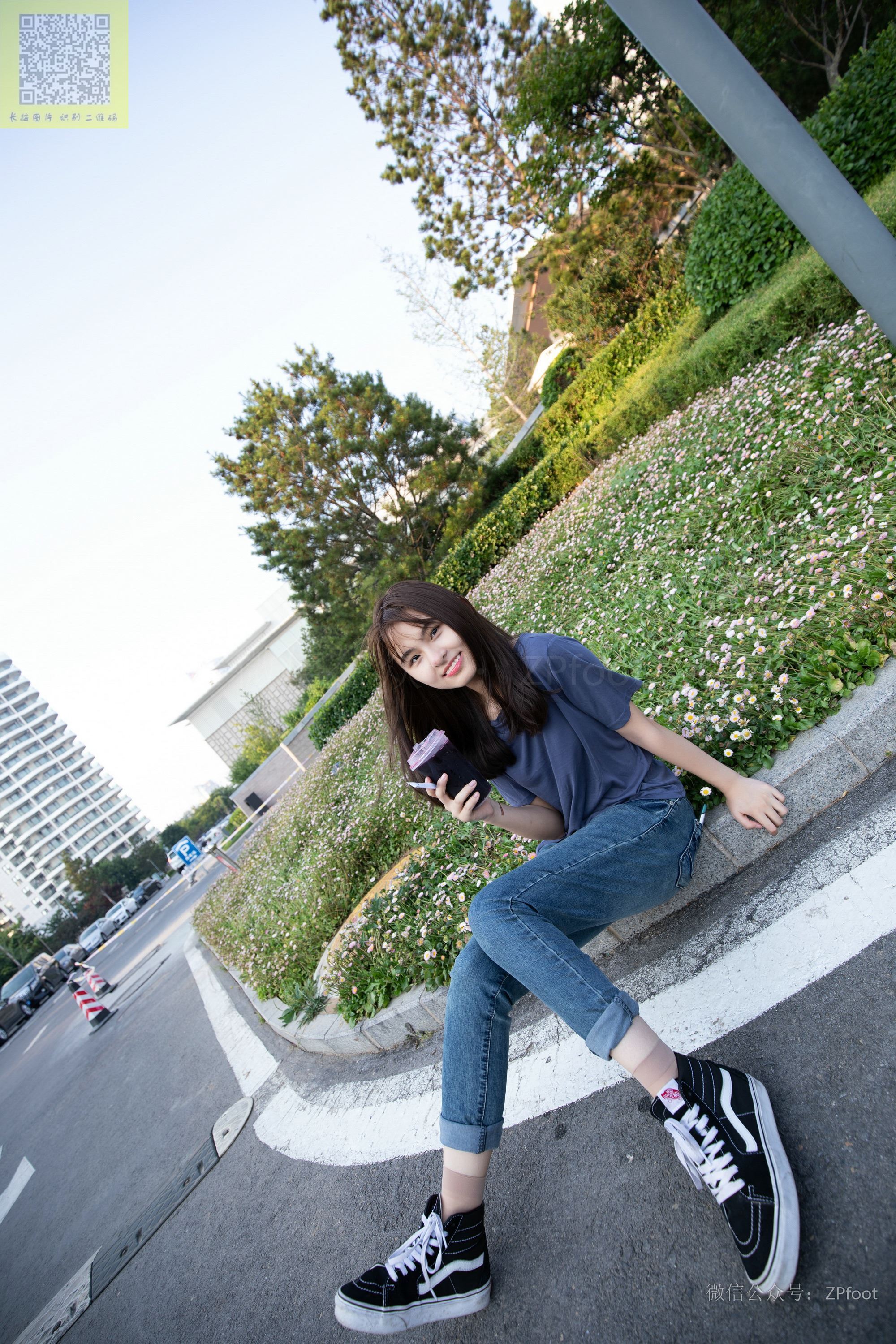 山茶摄影  帆布鞋短丝