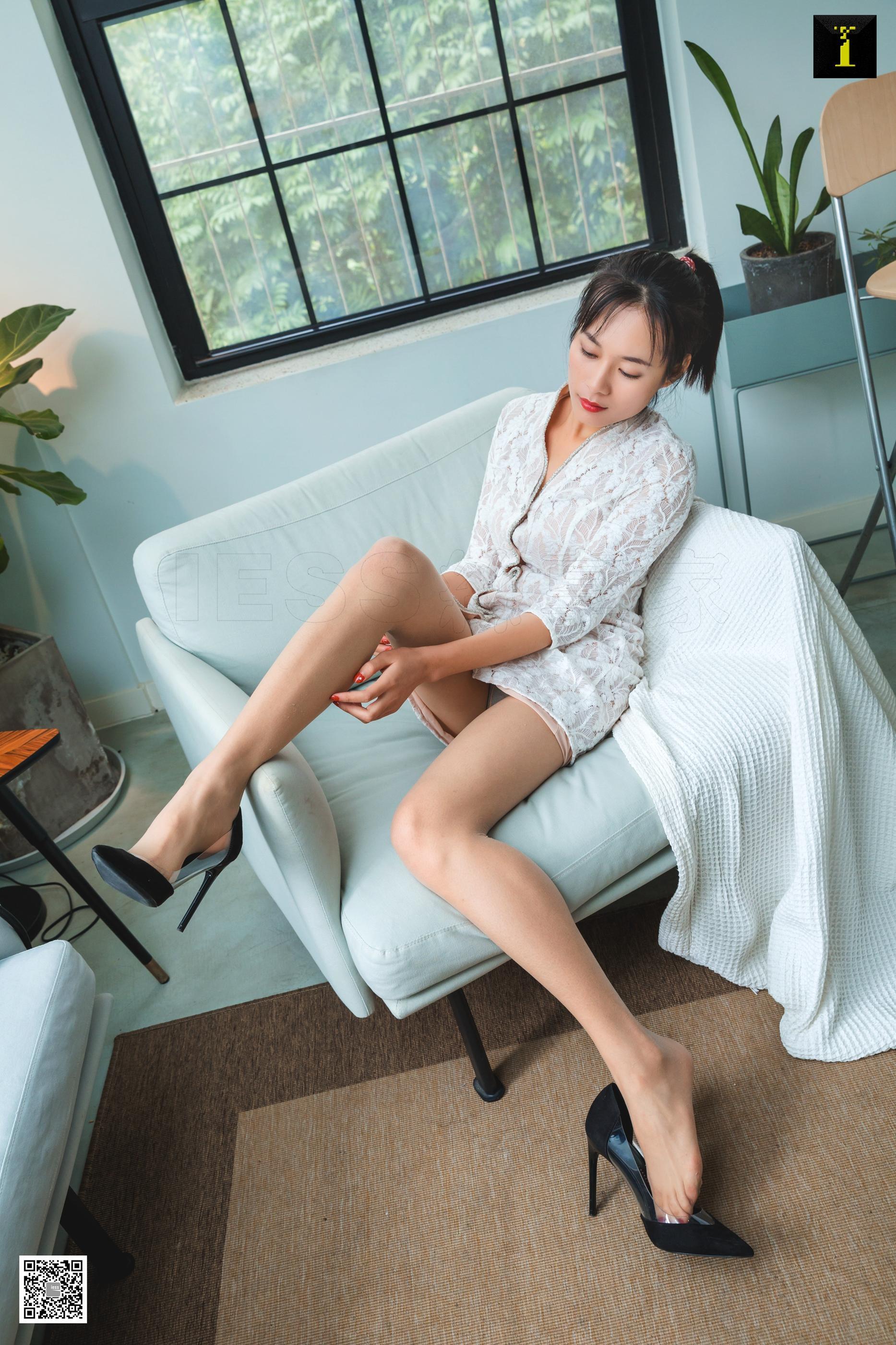 IESS异思趣向 2020.01.08 丝享家656：小小 – 你选高跟还是平底