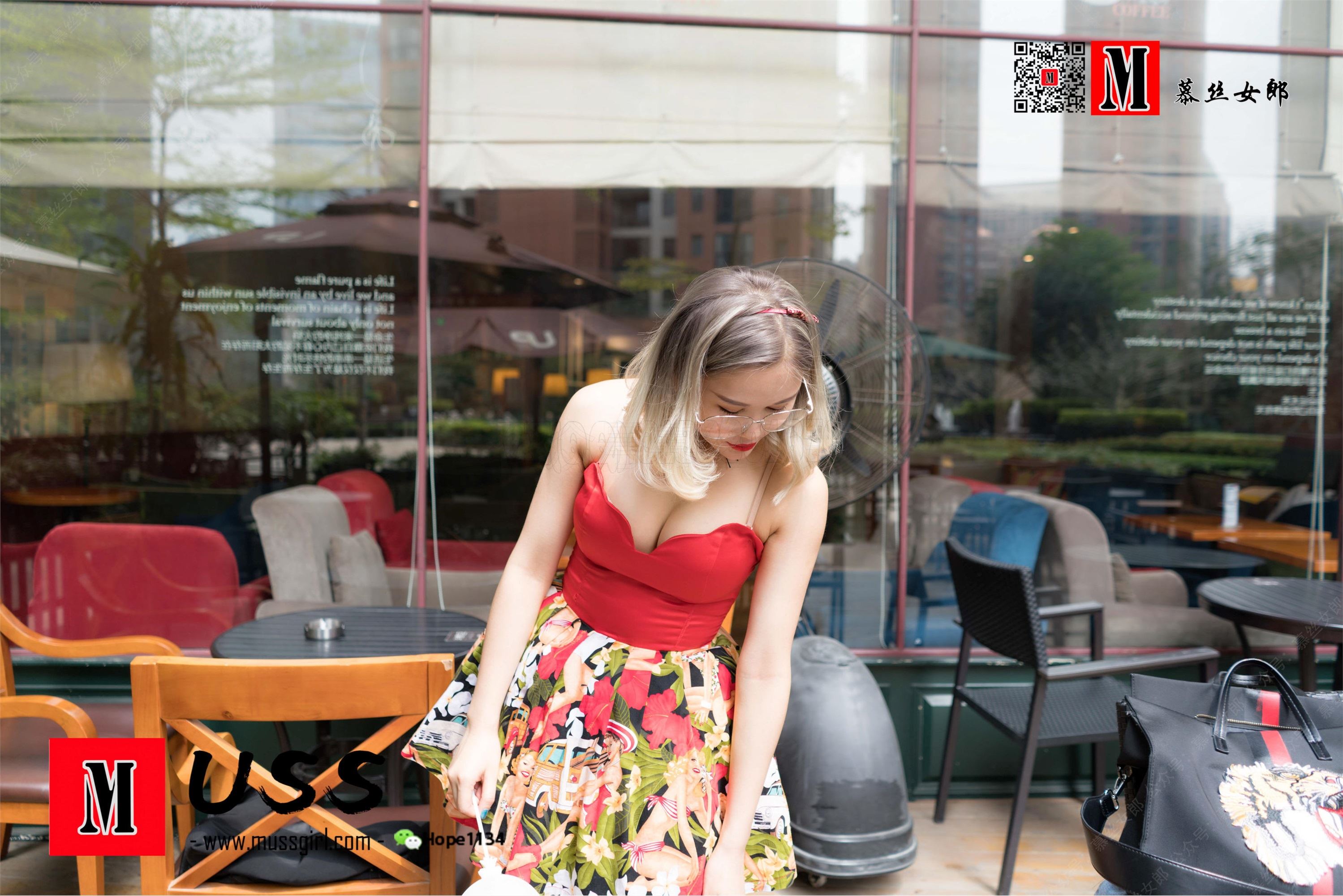 MussGirl 76 性感迷人成熟妩媚