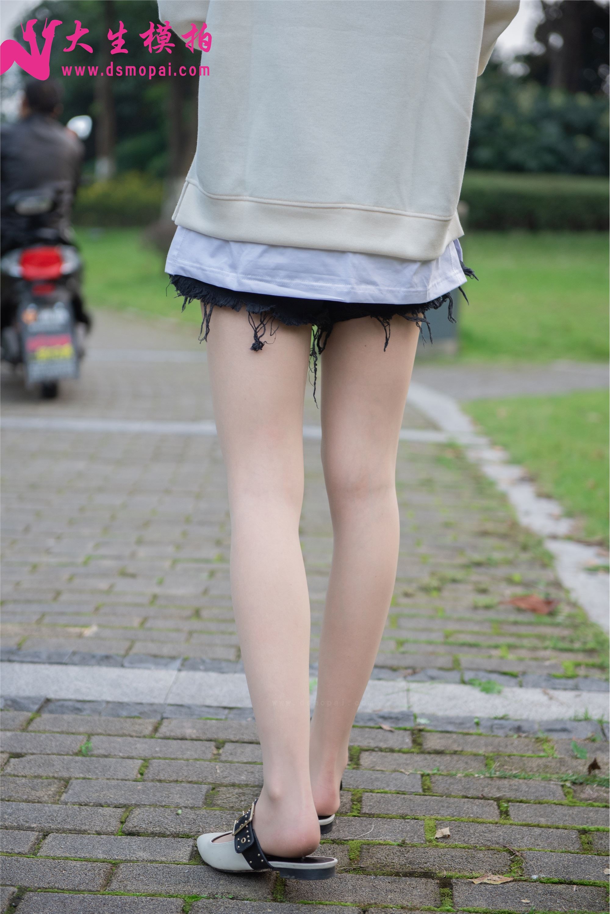 大生模拍  No.058 丹丹 白嫩美丝