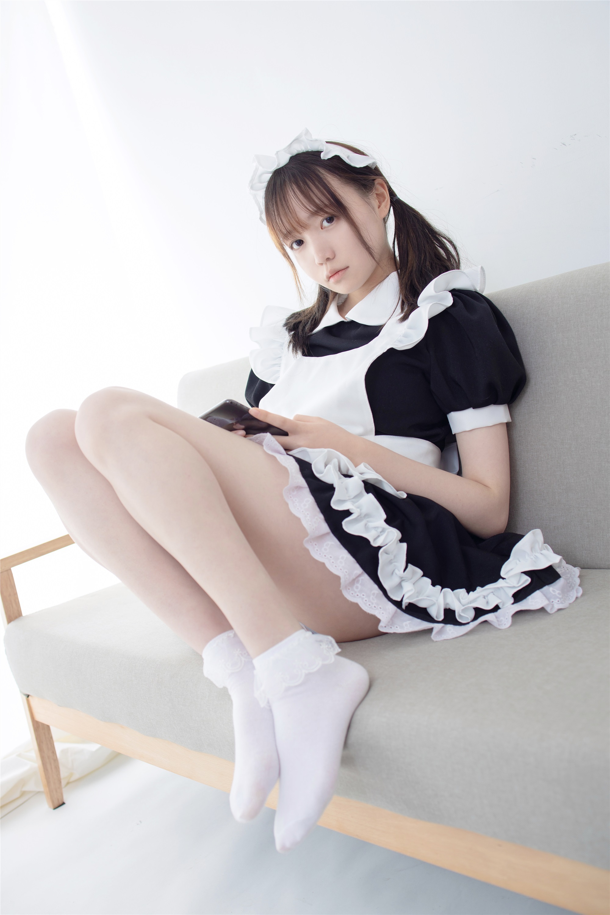 森萝财团萝莉丝足写真 JKFUN-051 Aika 蕾丝花边短袜女仆