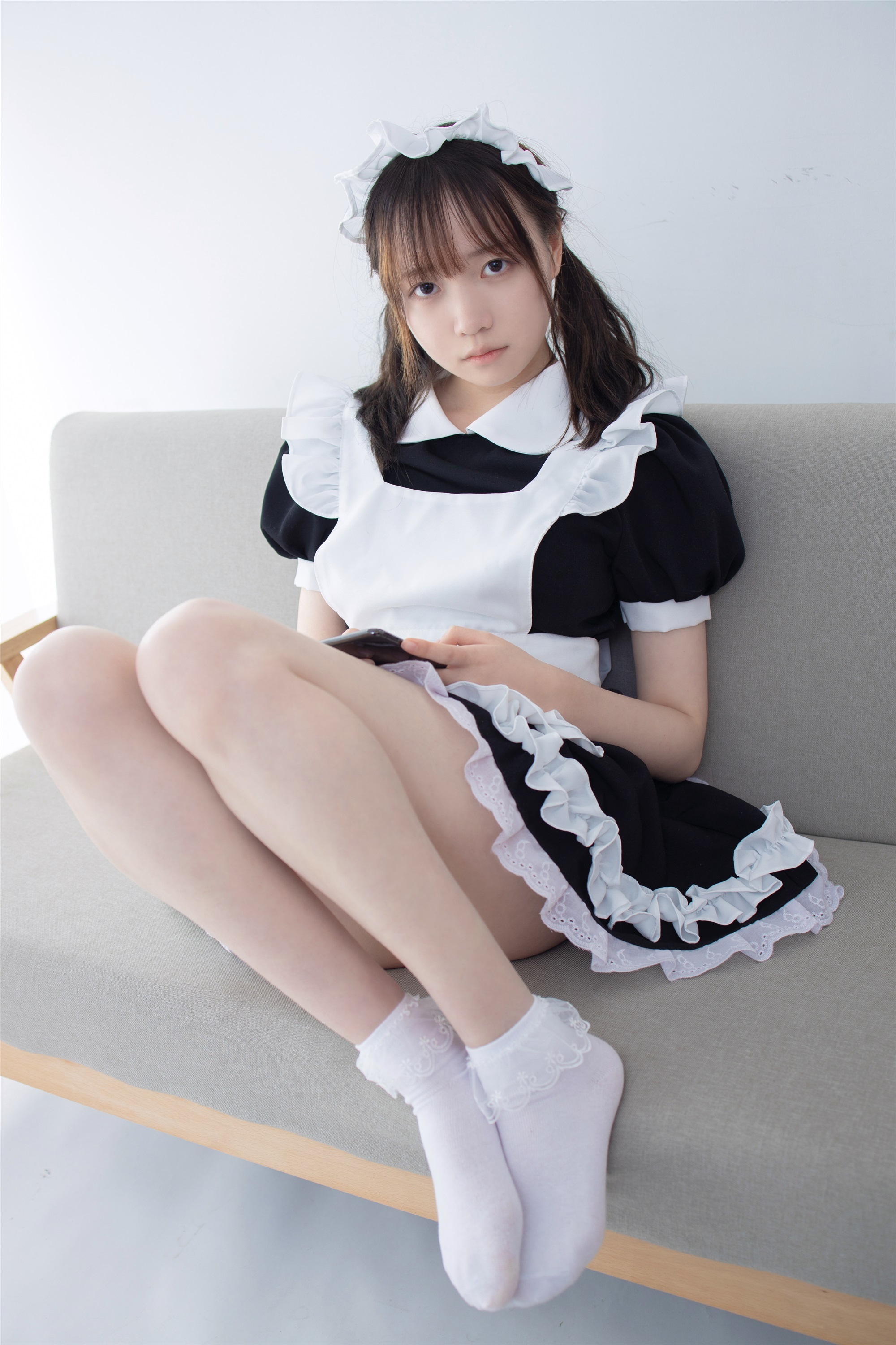 森萝财团萝莉丝足写真 JKFUN-051 Aika 蕾丝花边短袜女仆