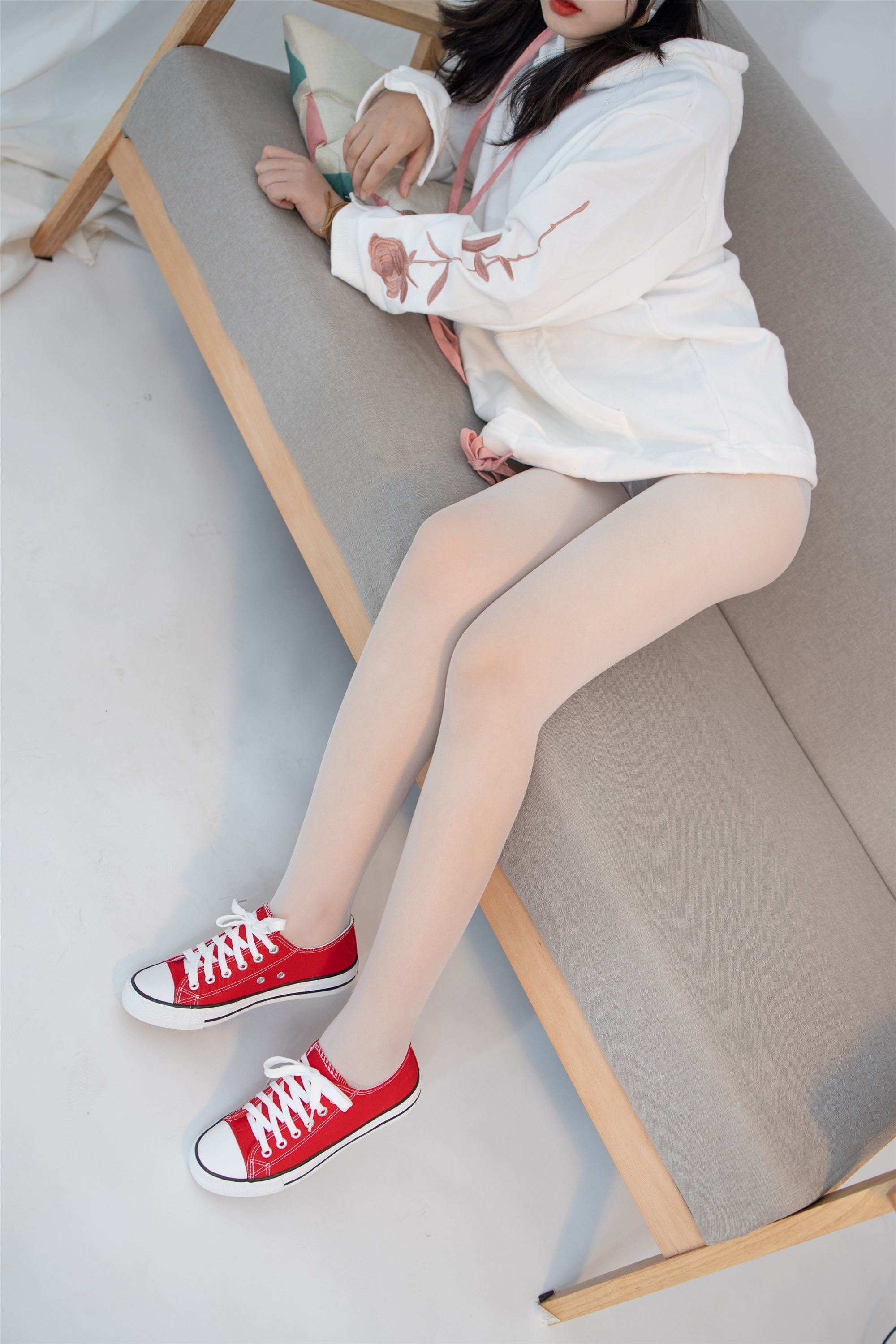 森萝财团 JKFUN-054 红布鞋白丝 13D白丝 小夜