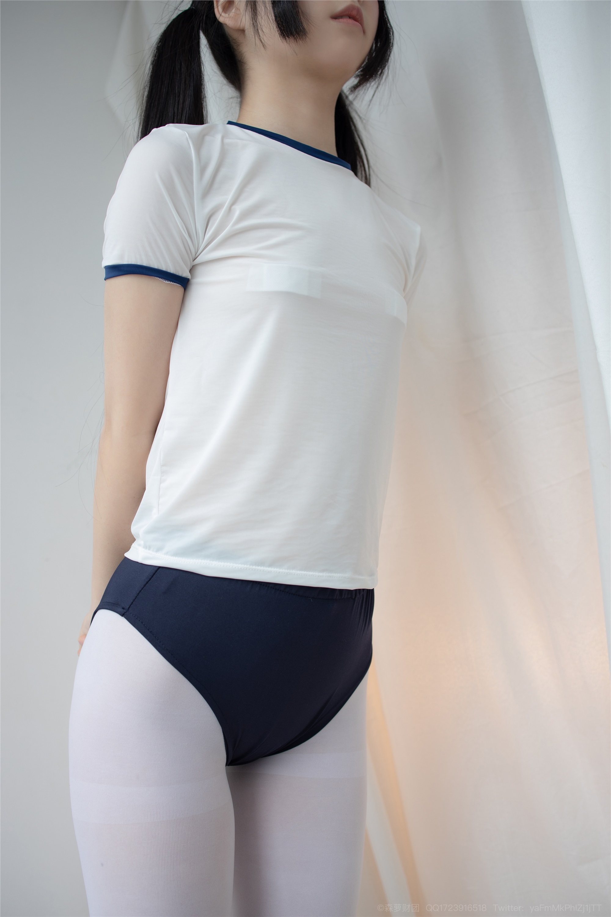 森萝财团萝莉丝足写真 X-056 超薄死库水白丝