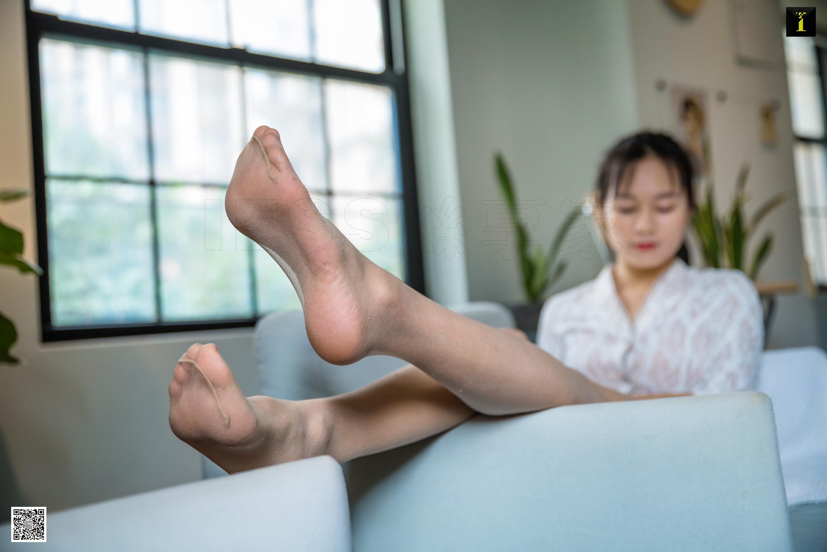 IESS异思趣向2020.01.10 SXJ.655《你选高跟还是平底》小小