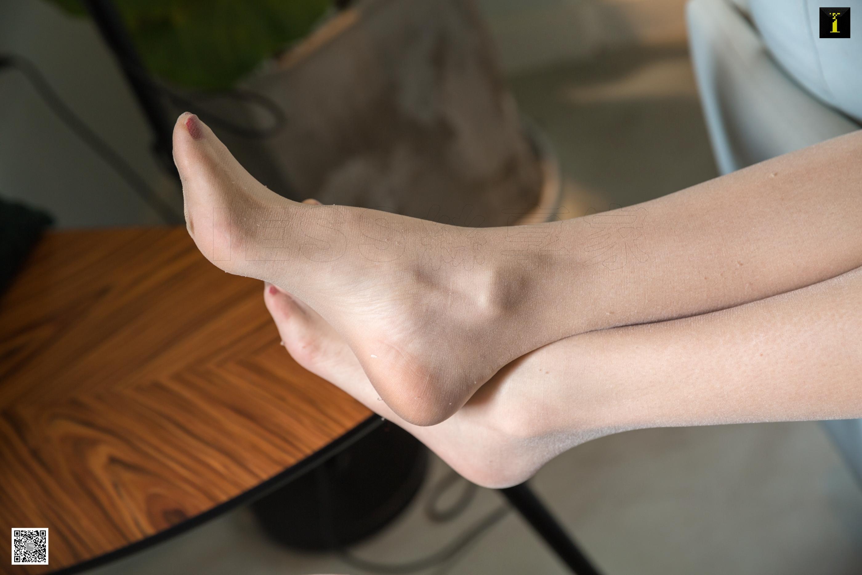 IESS异思趣向2020.01.10 SXJ.655《你选高跟还是平底》小小