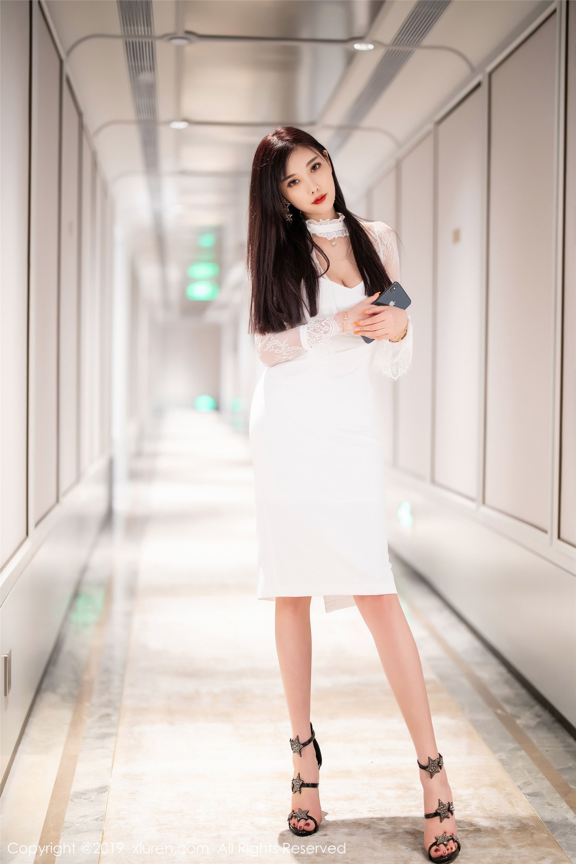 秀人网XIUREN写真 No.1884 极致穿透力的视觉魅惑 杨晨晨sugar