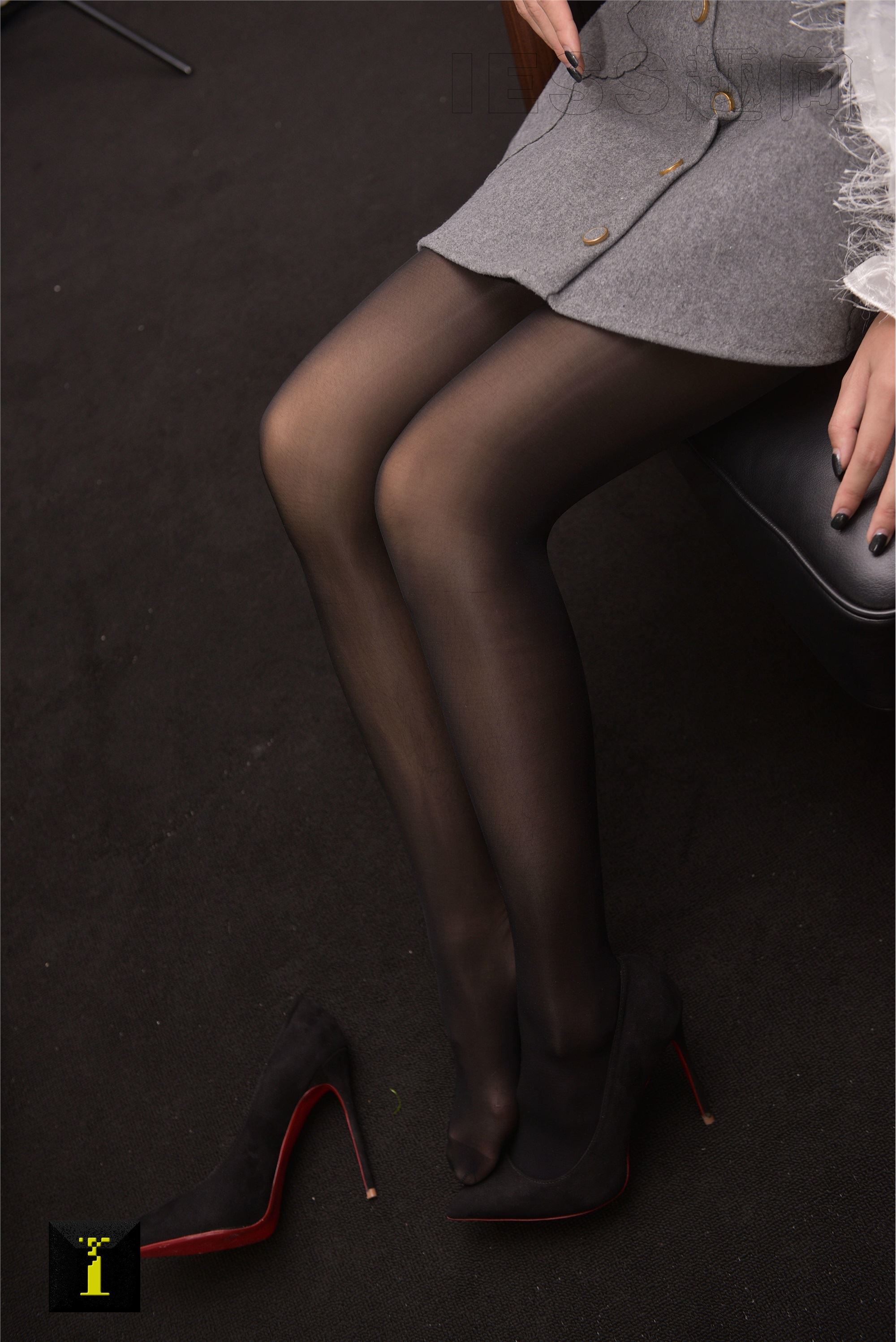 IESS异思趣向 普惠集 126 茜 – 新品黑丝