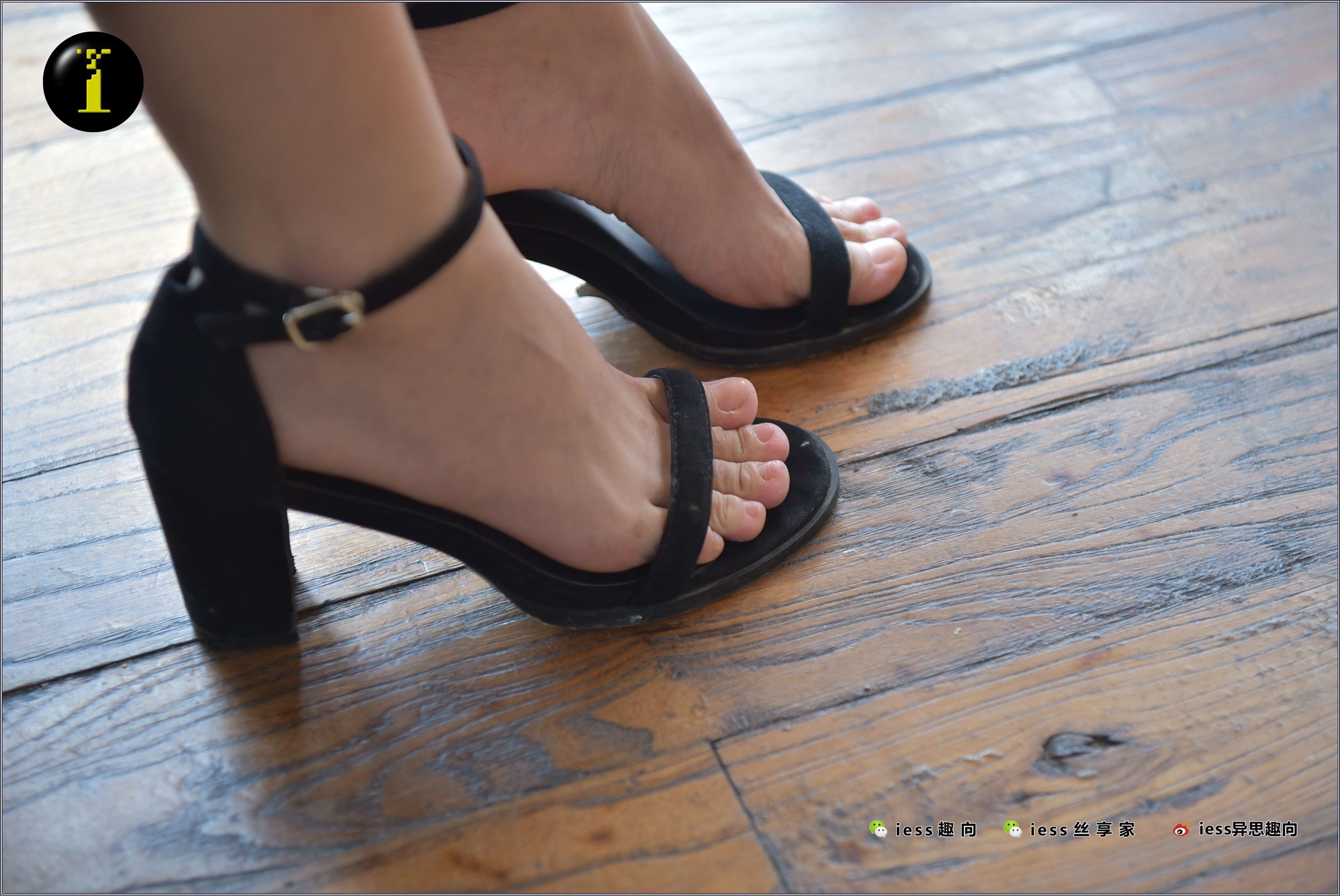 IESS异思趣向  普惠集 003-琪琪的裸足