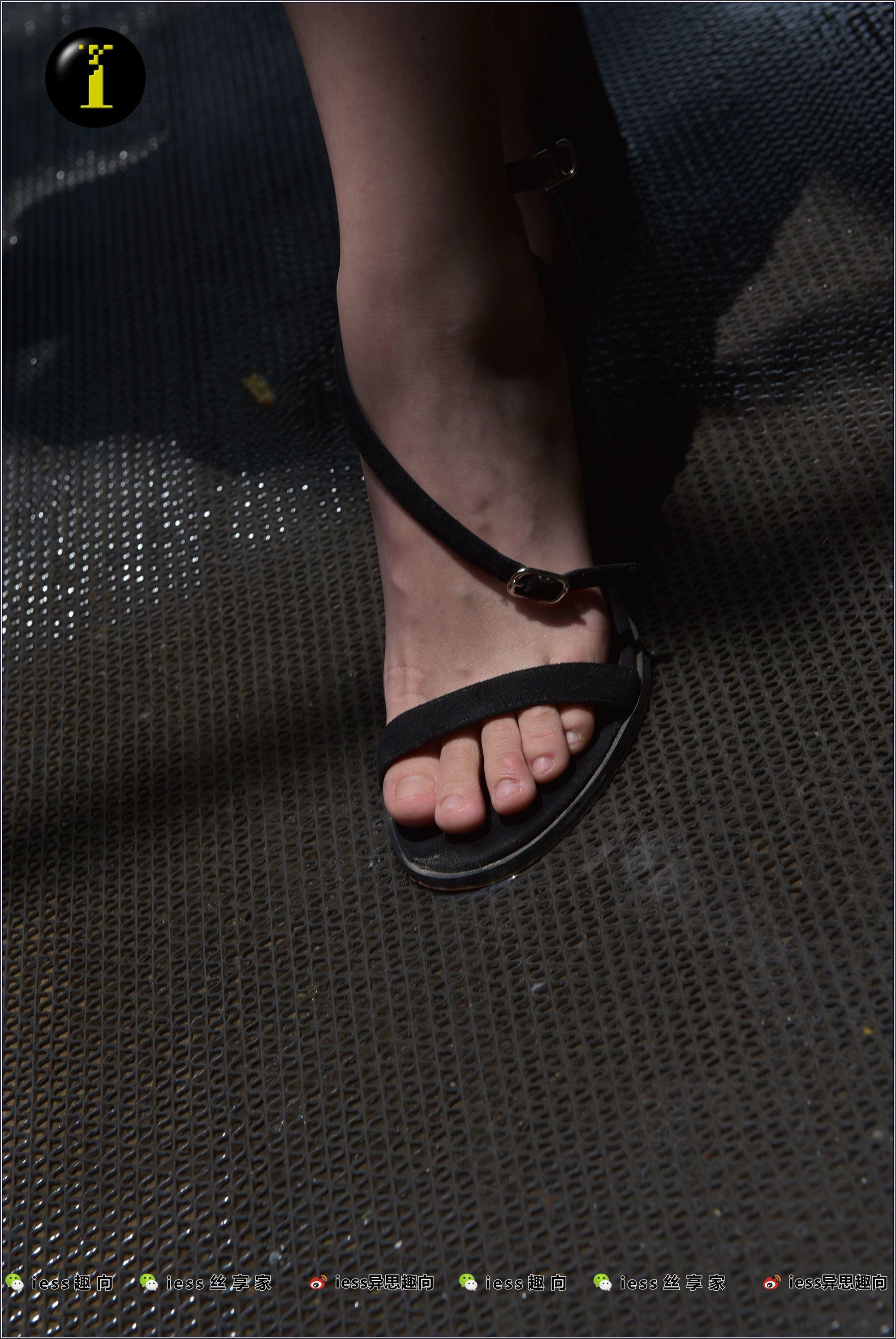 IESS异思趣向  普惠集 003-琪琪的裸足