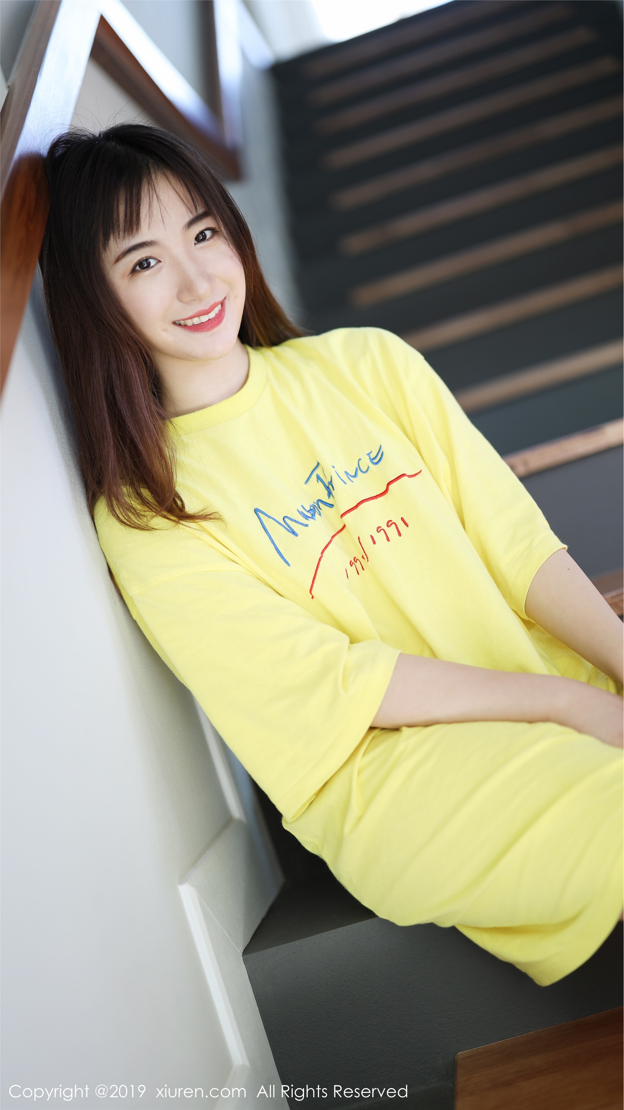 秀人网XIUREN写真 No.1892 室外小清新 艺儿拿铁