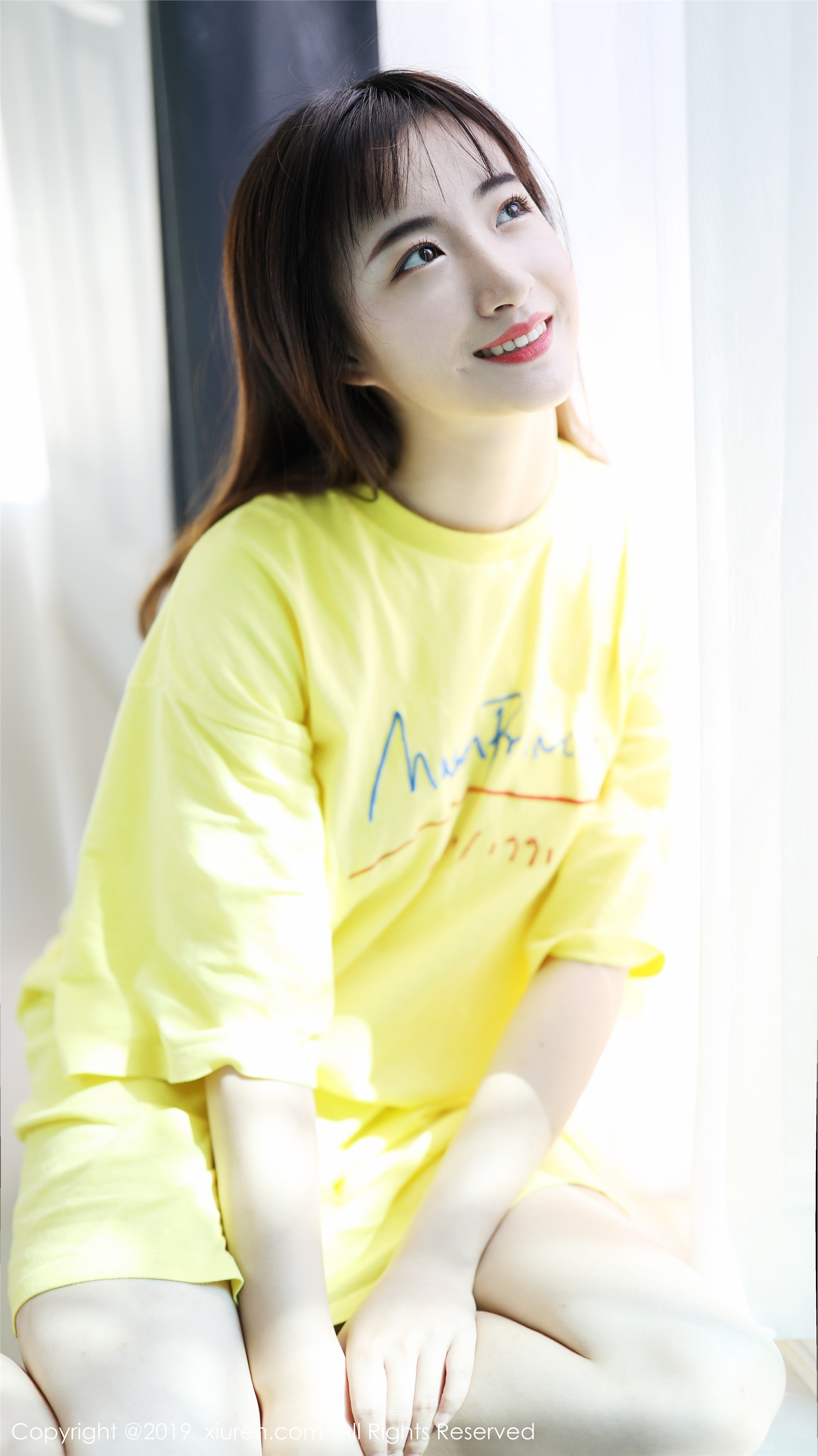 秀人网XIUREN写真 No.1892 室外小清新 艺儿拿铁