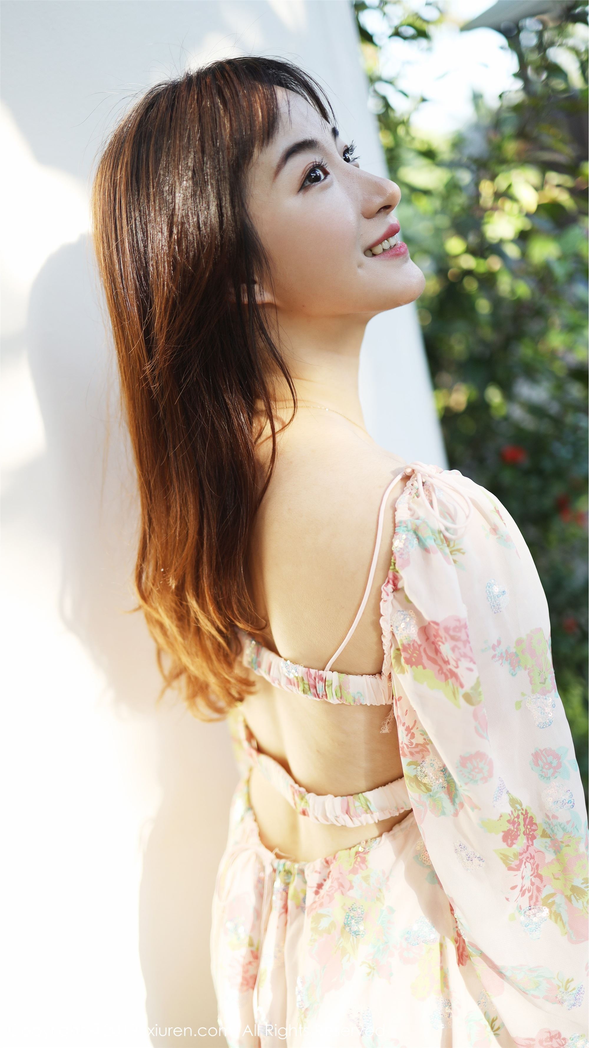 秀人网XIUREN写真 No.1892 室外小清新 艺儿拿铁