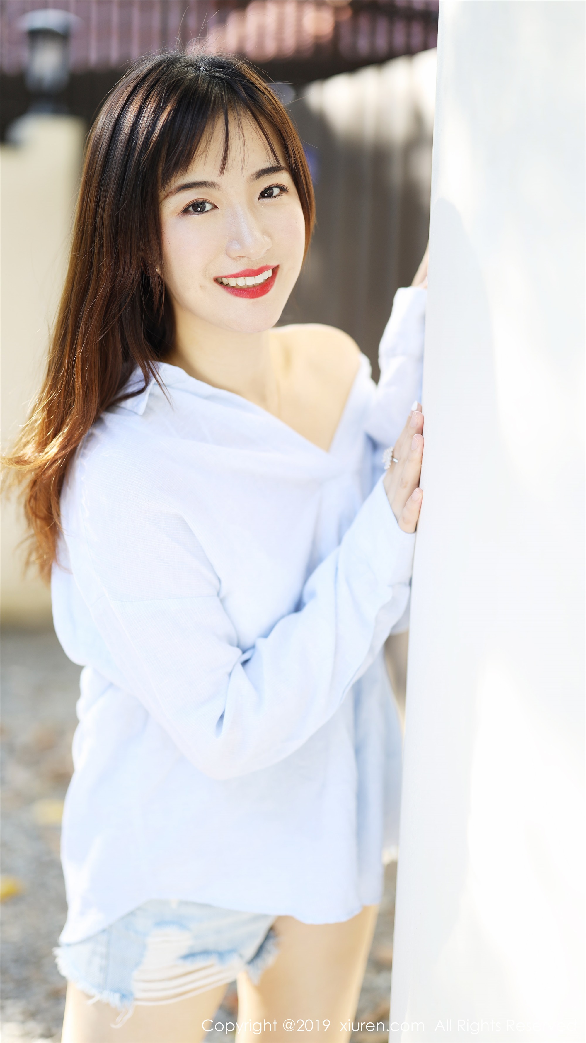 秀人网XIUREN写真 No.1892 室外小清新 艺儿拿铁