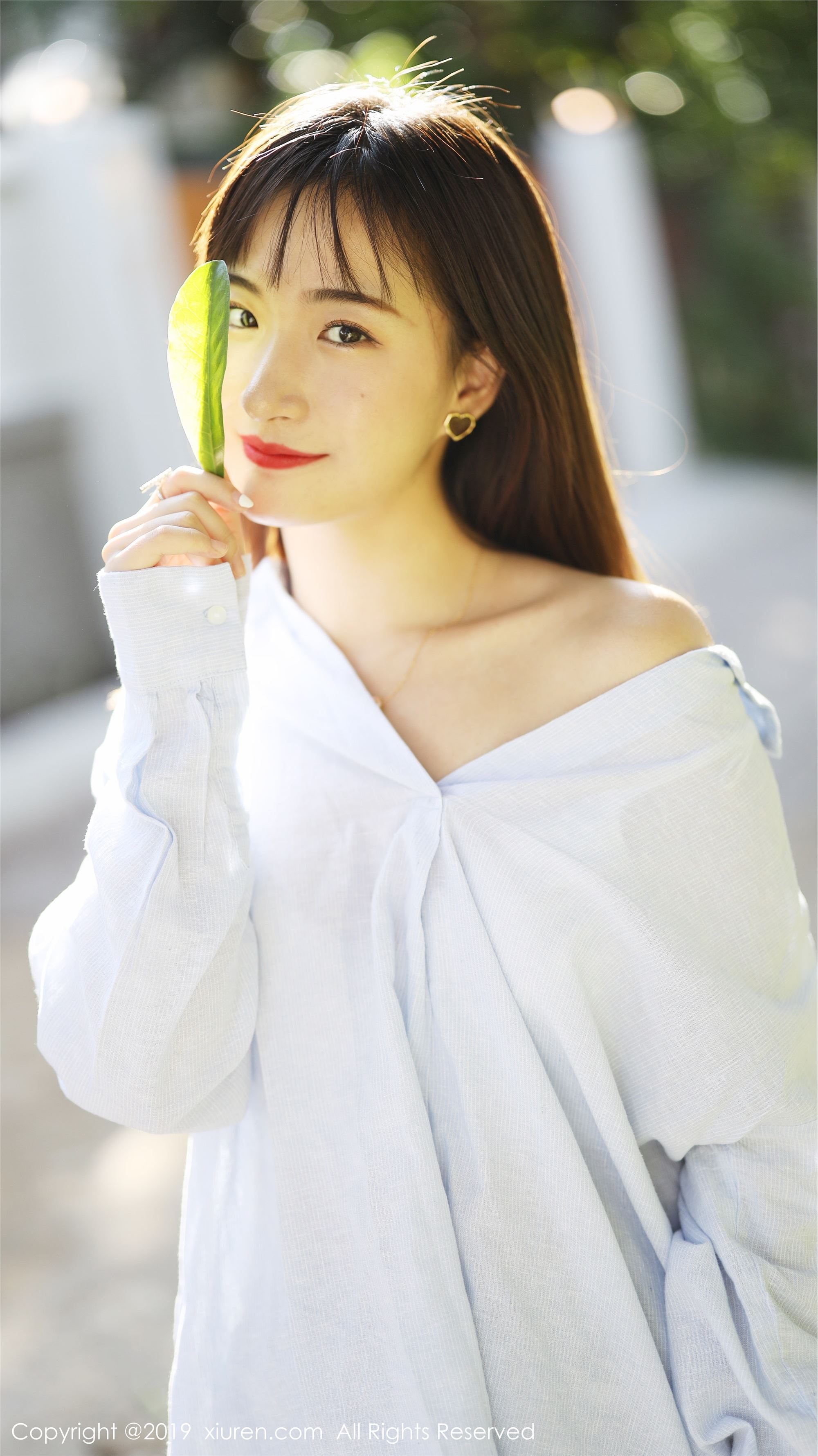 秀人网XIUREN写真 No.1892 室外小清新 艺儿拿铁