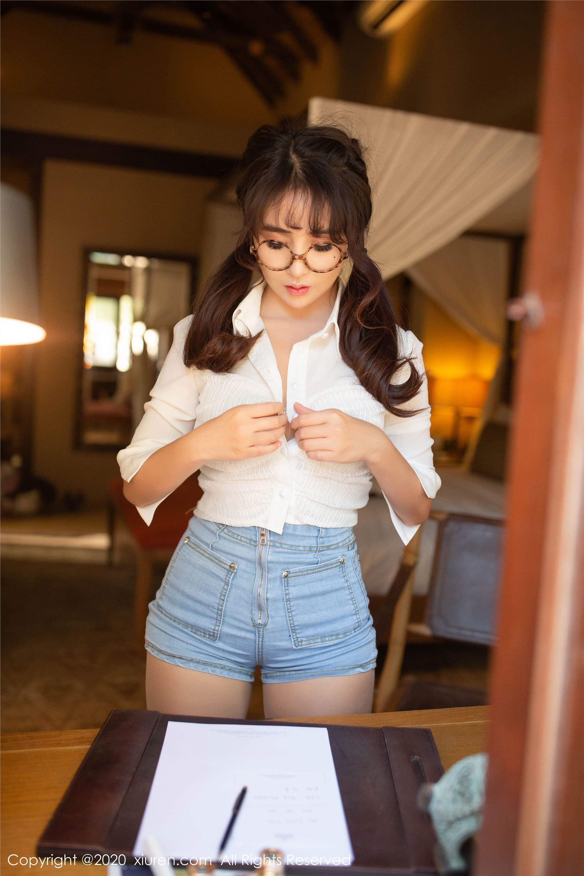 XIUREN秀人网 2020.01.08 No.1910 陶喜乐lele