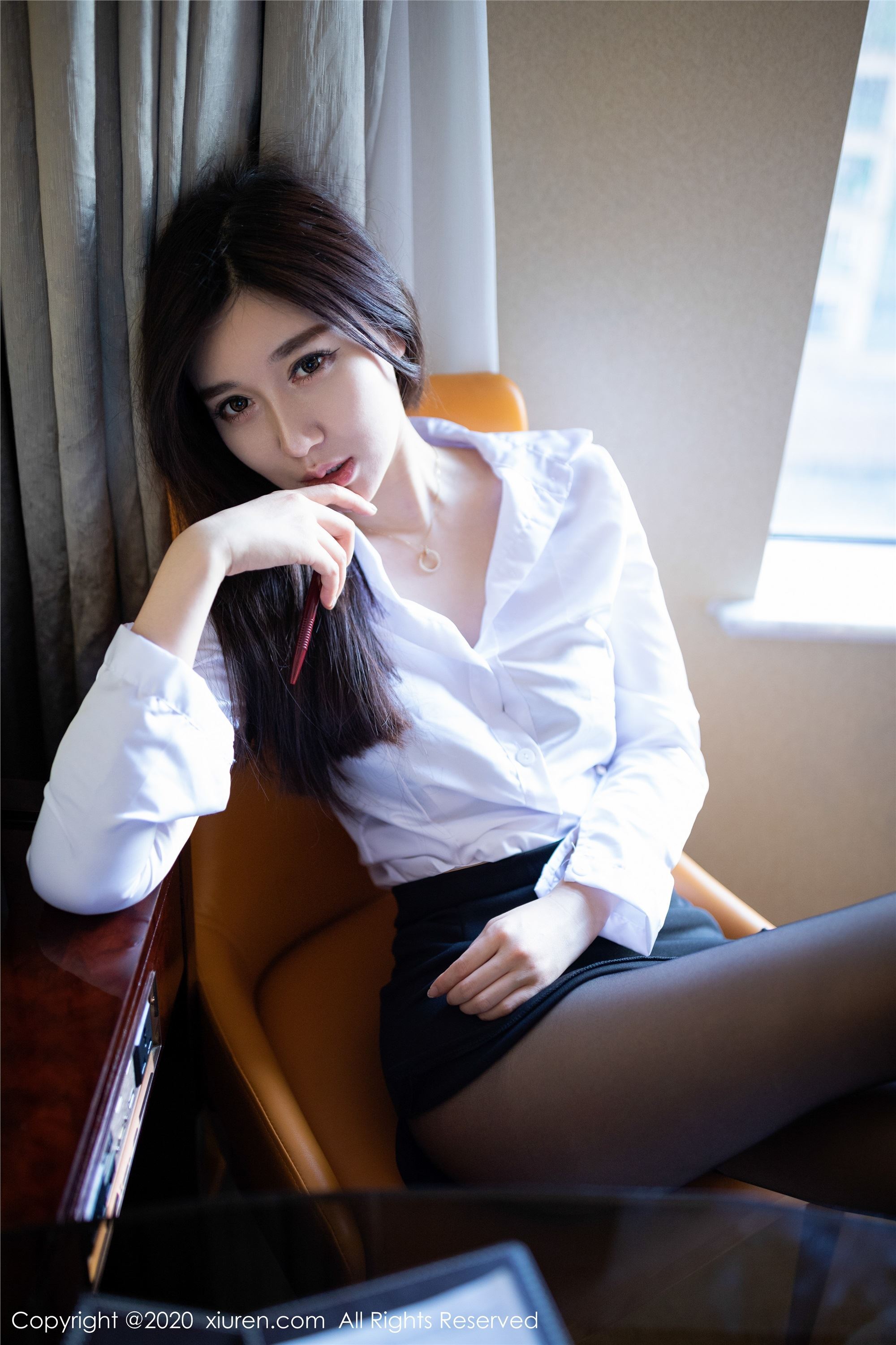 XIUREN秀人网 2020.01.15 No.1933 伊思思