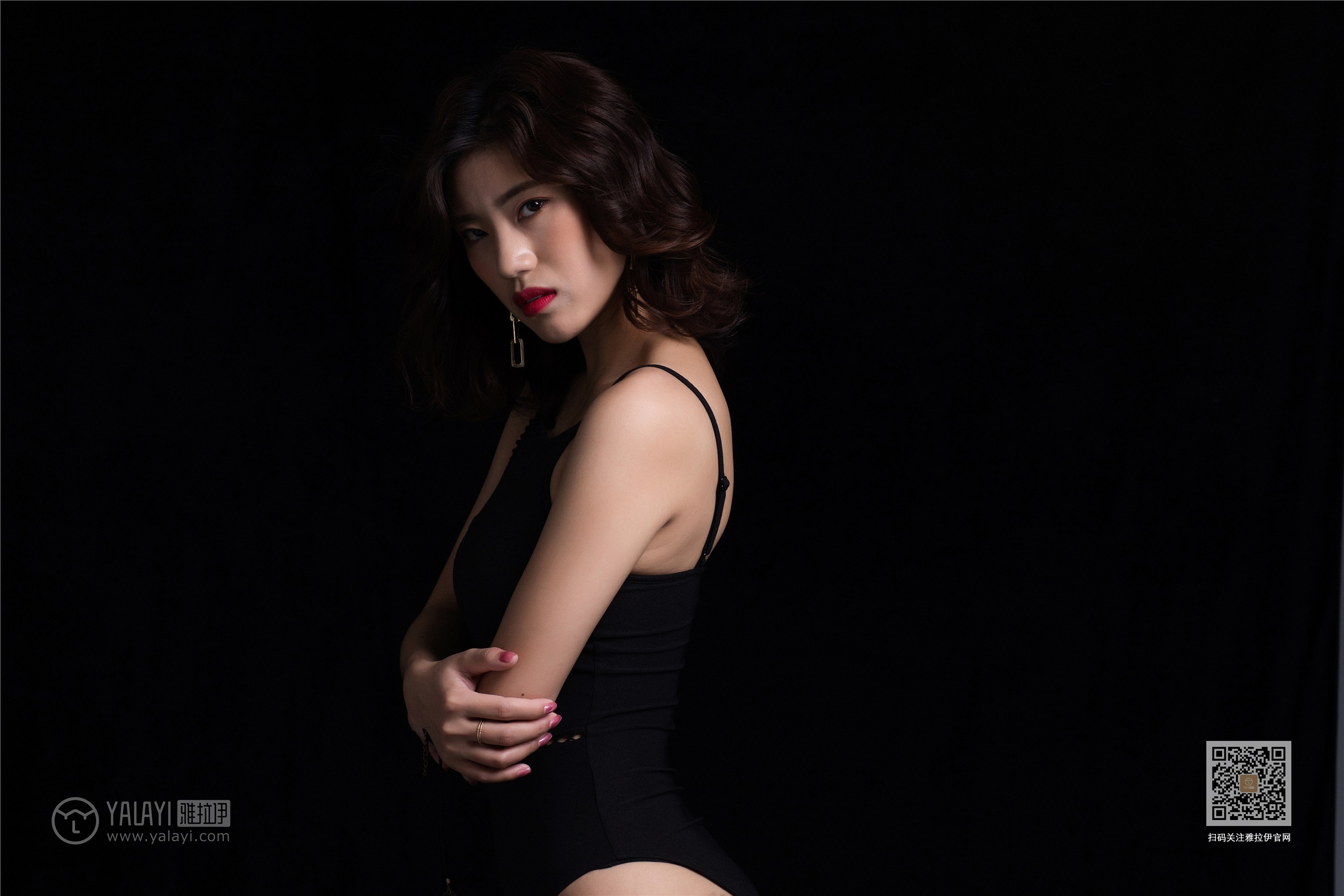 YALAYI雅拉伊 2019.12.12 No.488 夜空中的你 小小