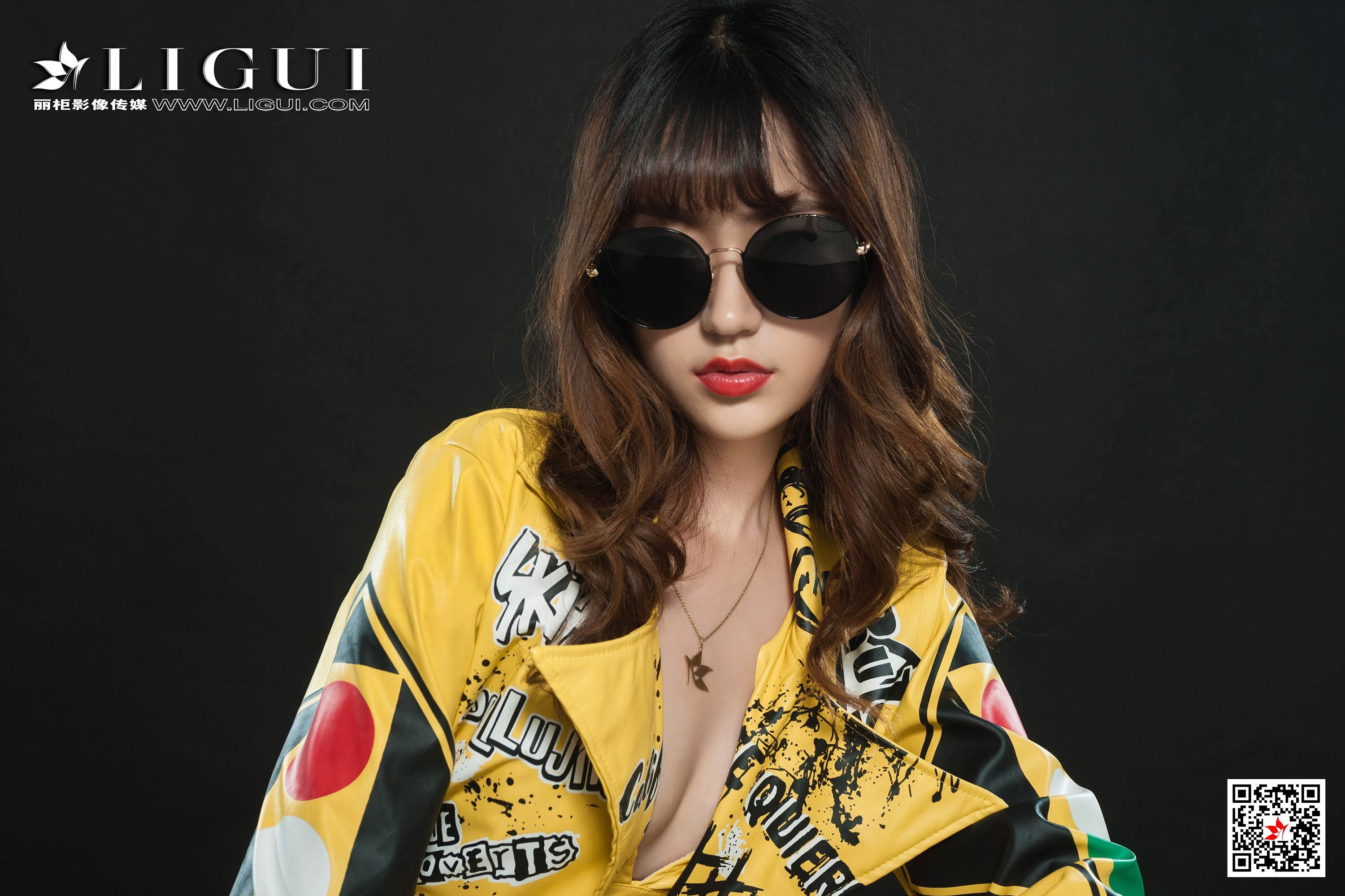 Ligui丽柜  2020.03.05《性感赛道女郎》-安娜